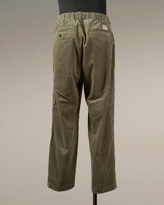 WEIRDO | WIND UP - CORDUROY TACK EASY PANTS - Moss Green