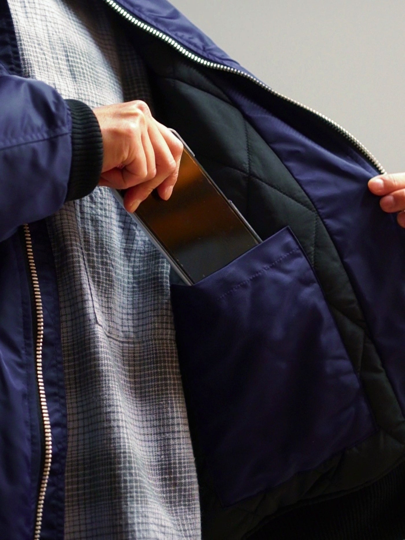 【11.2 (Sun) 12:00 Release】WAX | Bomber Jacket - Navy