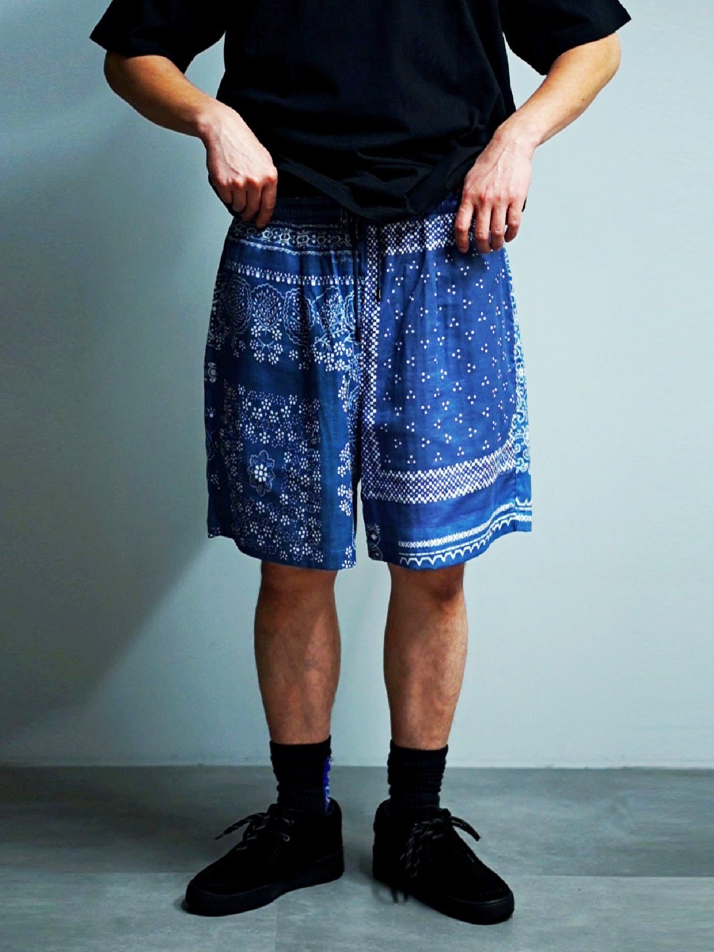 RADIALL | Muscle Shoals - STRAIGHT FIT EASY SHORTS - Smoke Navy