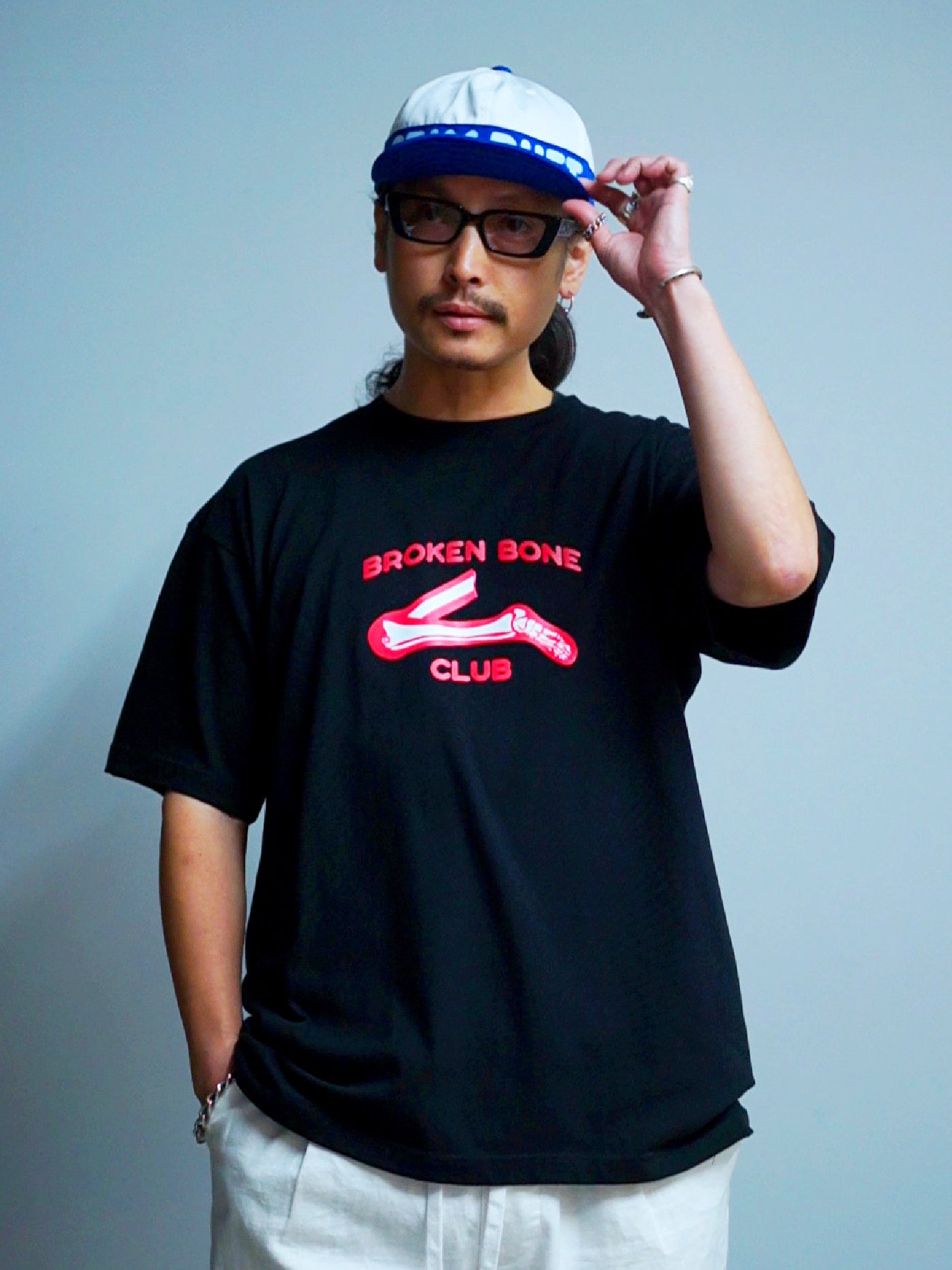 MAD MOUSE COMIC | BROKEN BONE CLUB TEE - Black