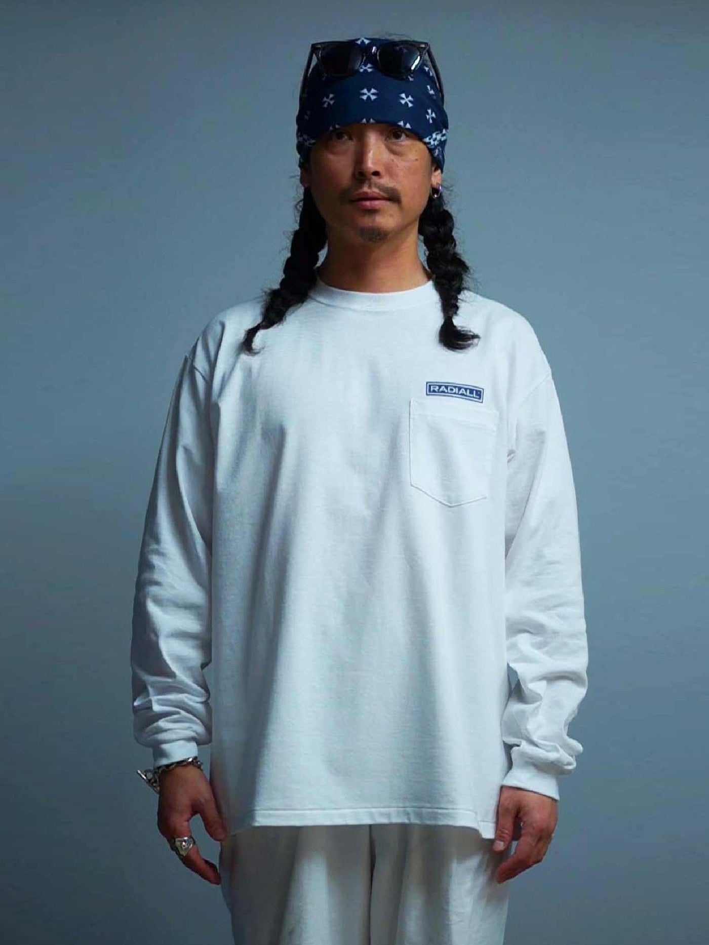 【8.23 (Sat) 12:00 Release】RADIALL | Wheels - CREW NECK T-SHIRT L/S - White