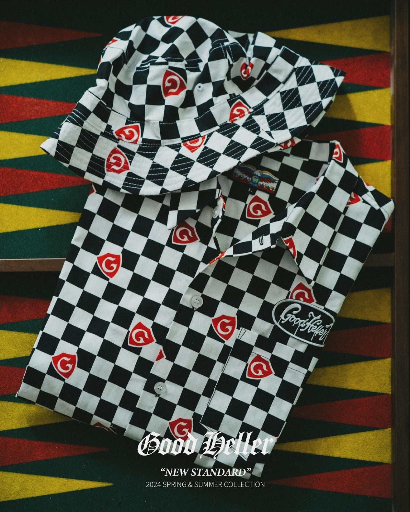 GOOD HELLER | GH CHECKERED FLAG DRIPPING LOGO WAPPEN S/S SHIRT