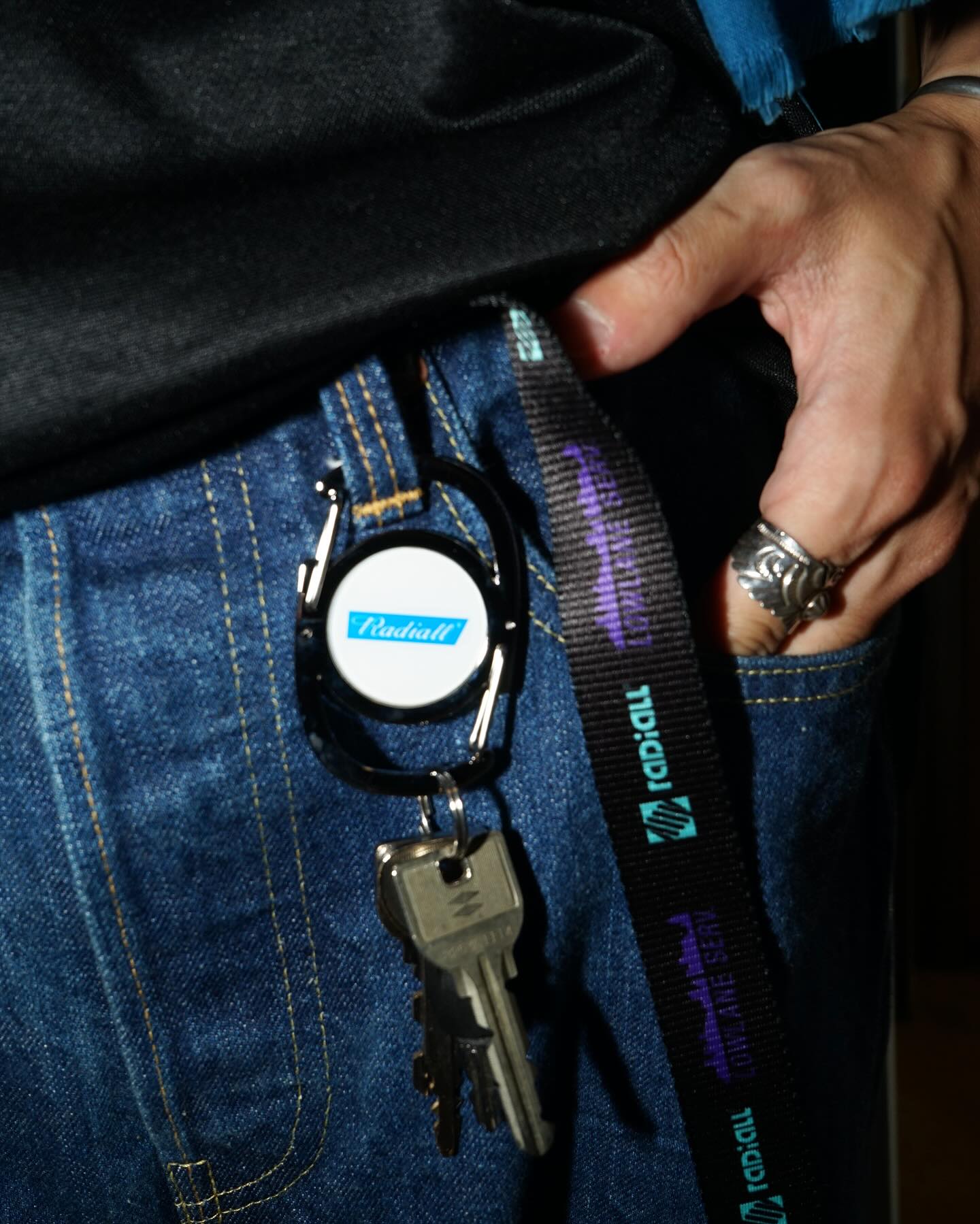 RADIALL | FLAGS - CARABINER