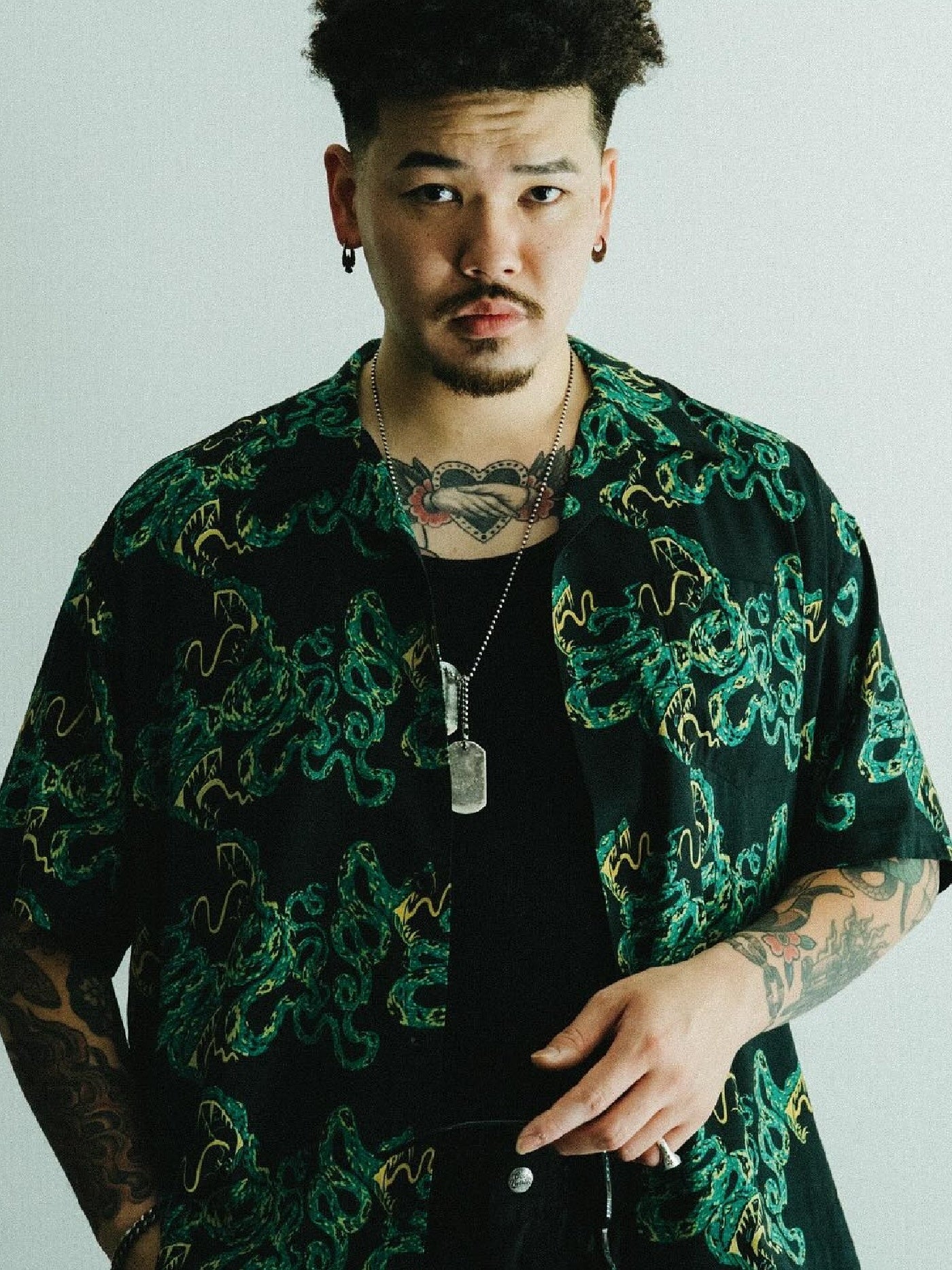 GOOD HELLER | SNAKE BORDER PATTERN SHIRT