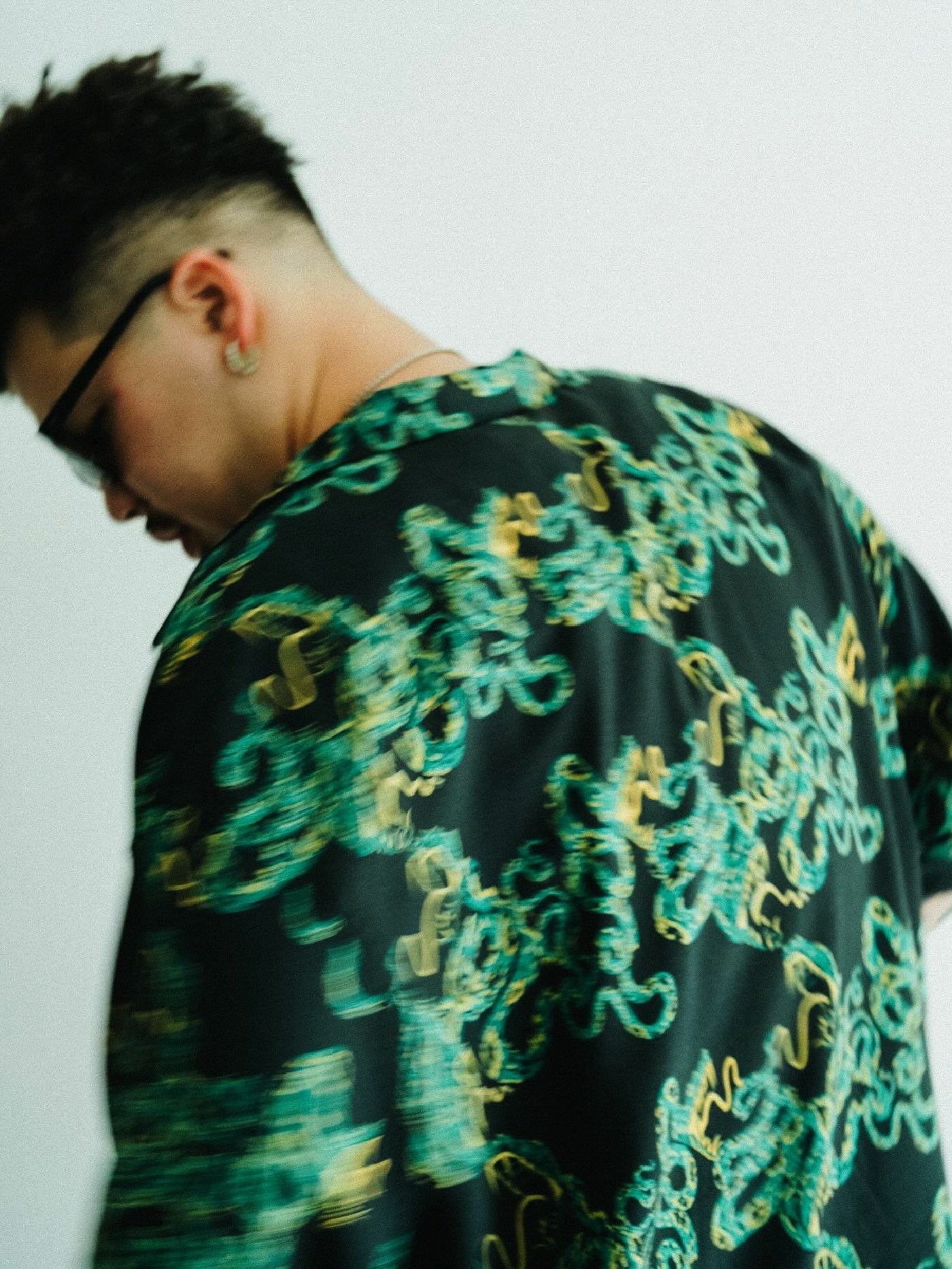 GOOD HELLER | SNAKE BORDER PATTERN SHIRT