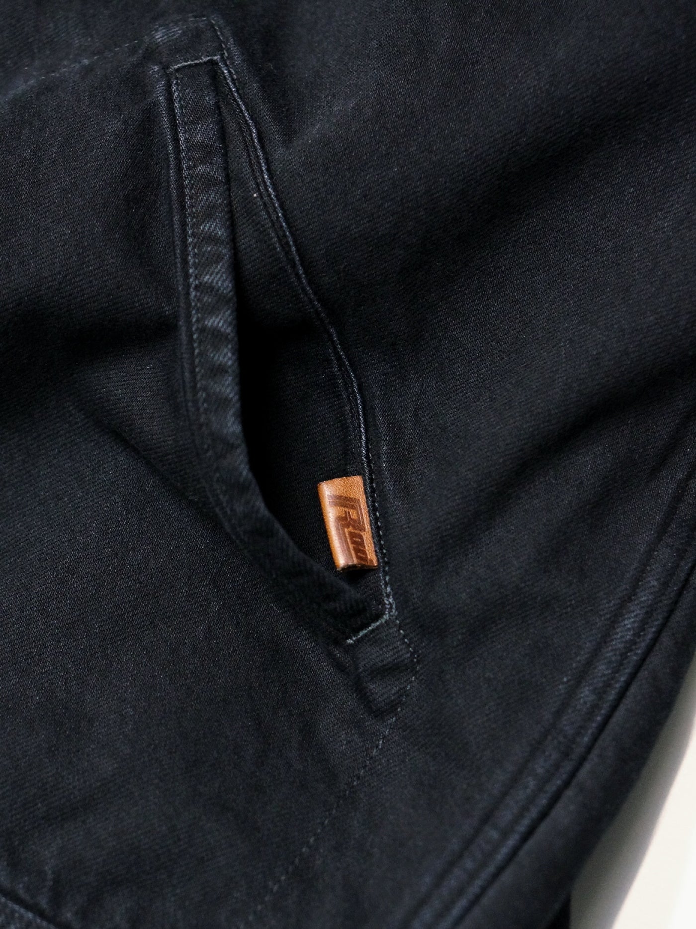【10.11 (Sat) 12:00 Release】RADIALL | C10 - TRUCKER JACKET - Black