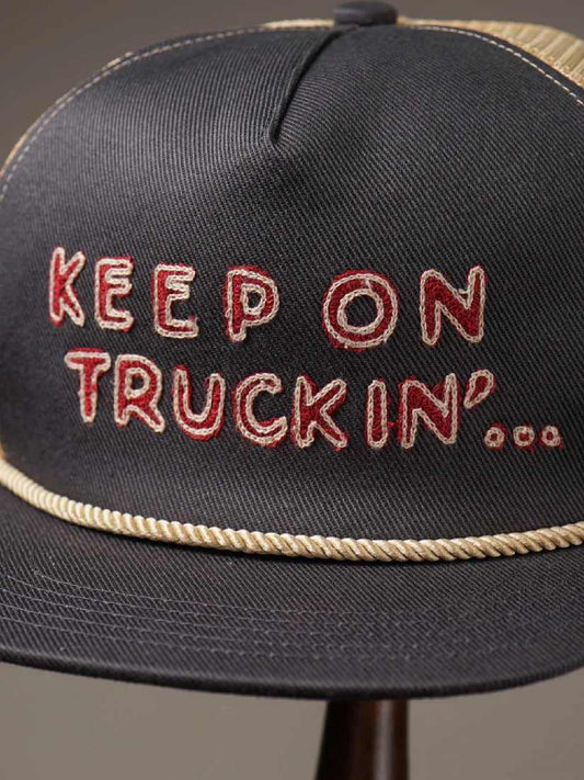 WEIRDO | KEEP ON TRUCKIN' - TRUCKER CAP / WRD61G02 - Black