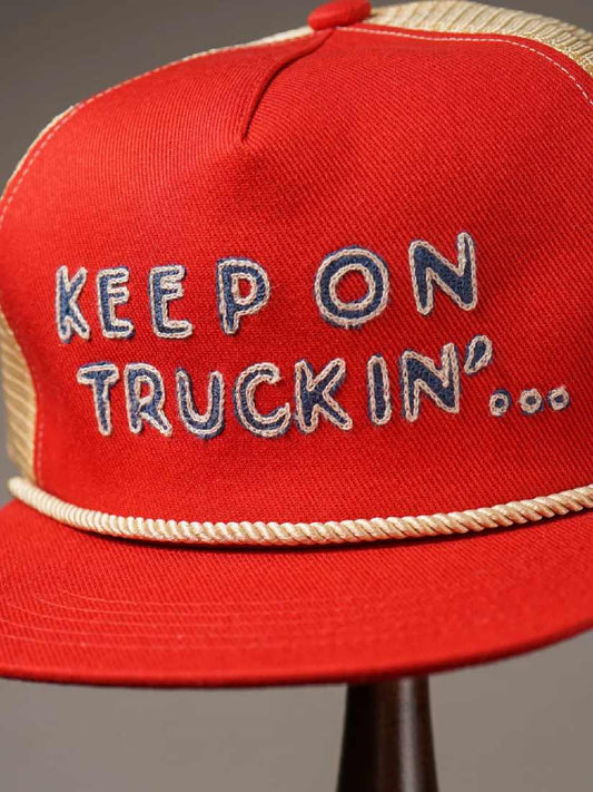 WEIRDO | KEEP ON TRUCKIN' - TRUCKER CAP / WRD61G02 - Red