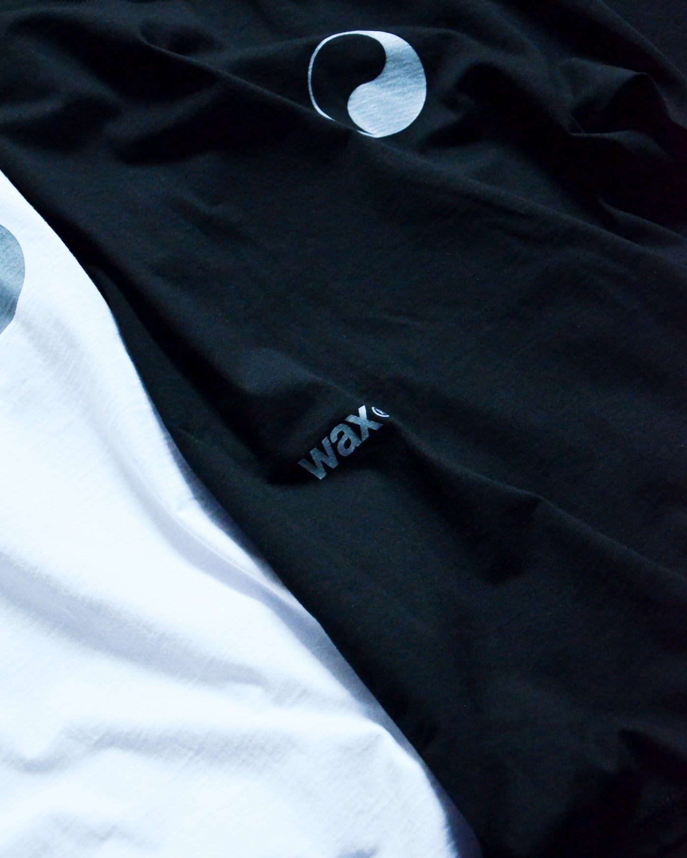 WAX | Yin-Yang MAX WEIGHT TEE - Black