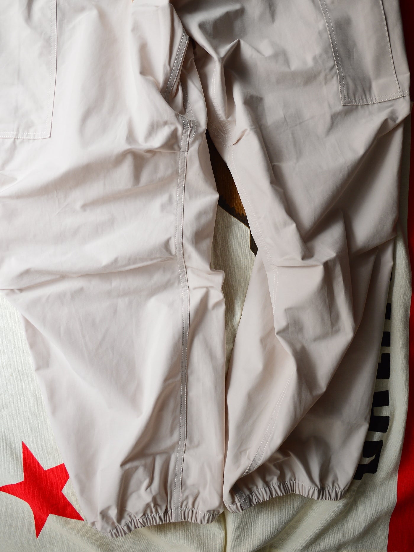 FLUTTER | T/C Track Cargo Pants - Light Beige