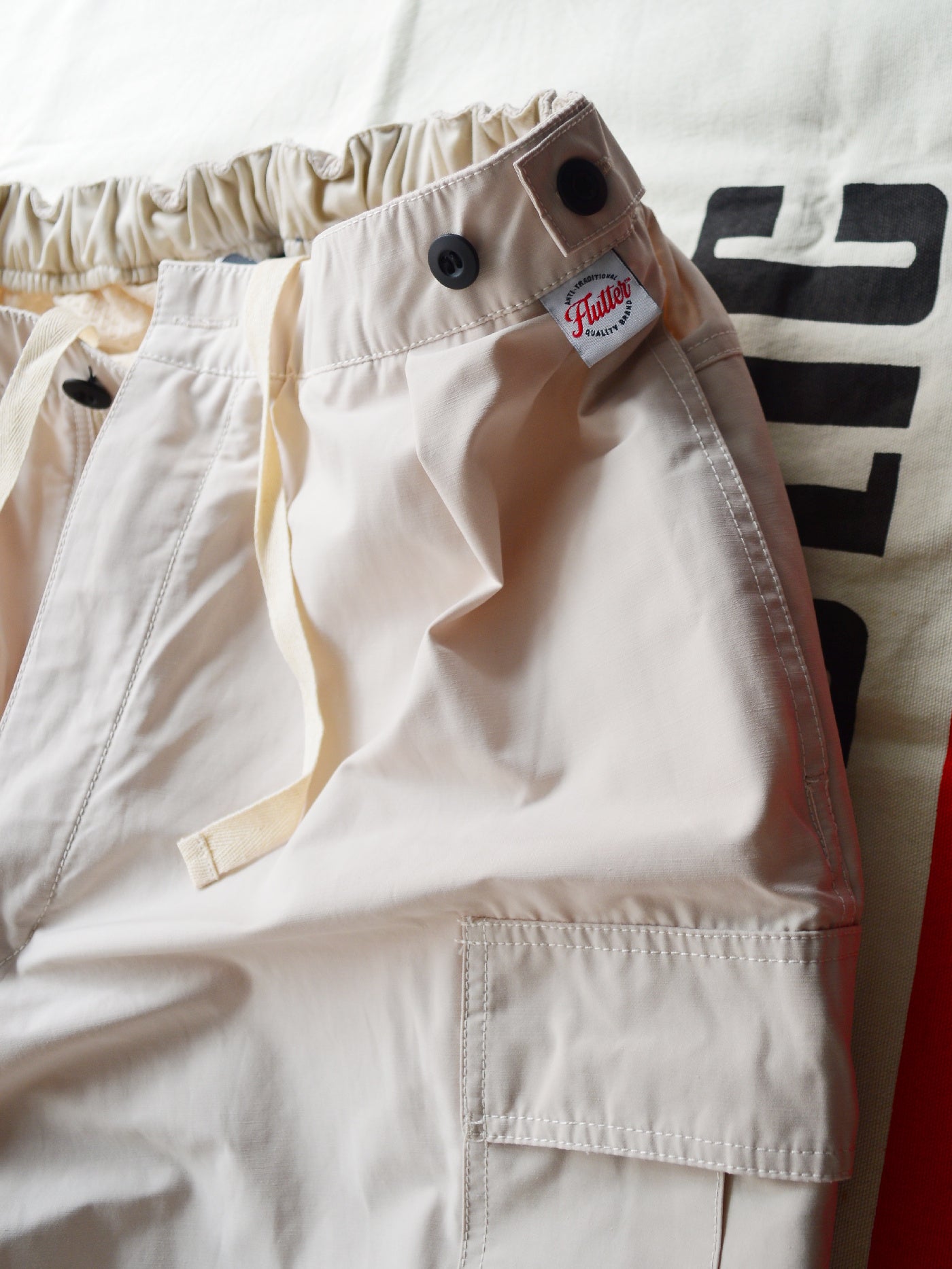 FLUTTER | T/C Track Cargo Pants - Light Beige