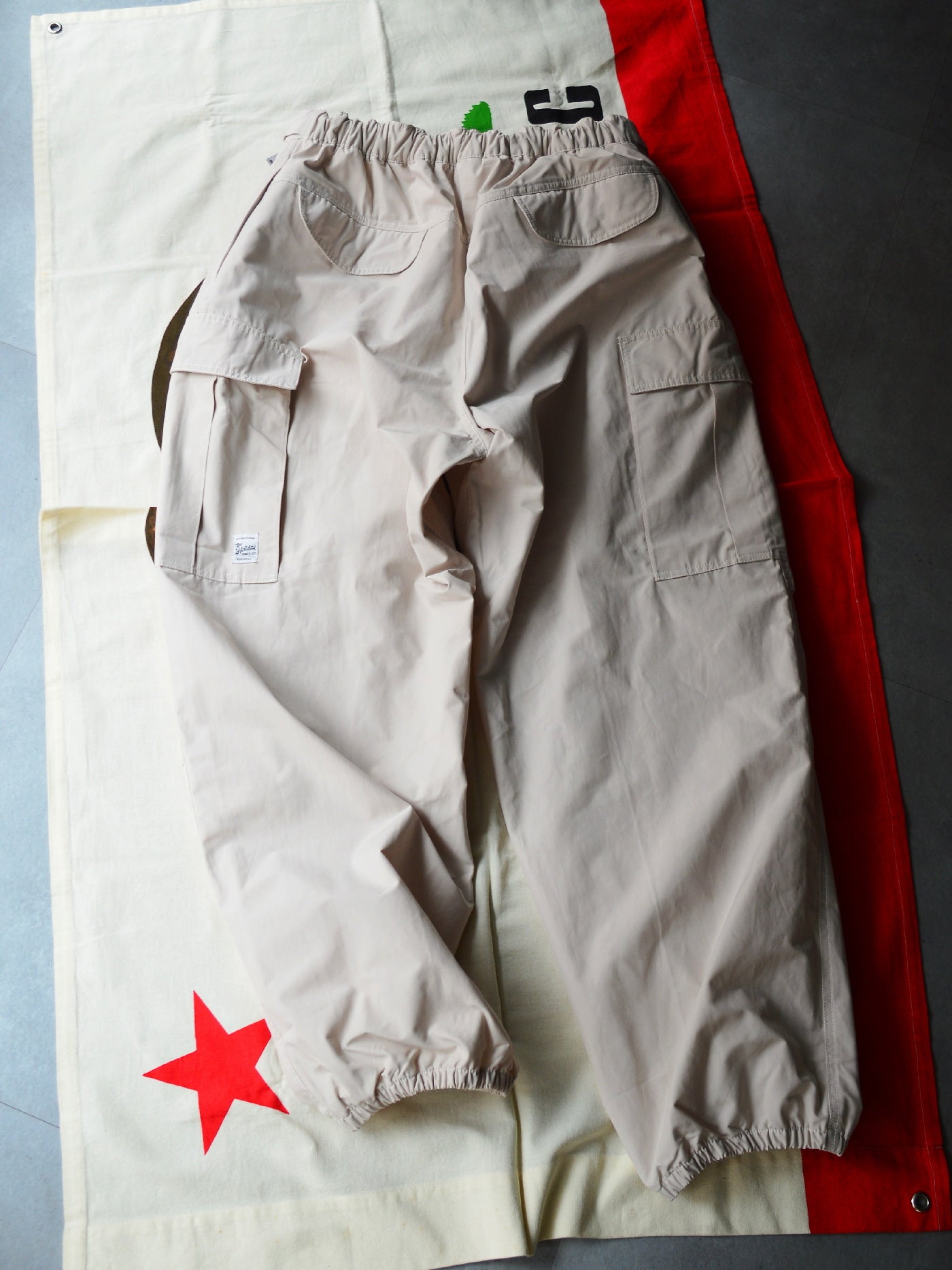FLUTTER | T/C Track Cargo Pants - Light Beige