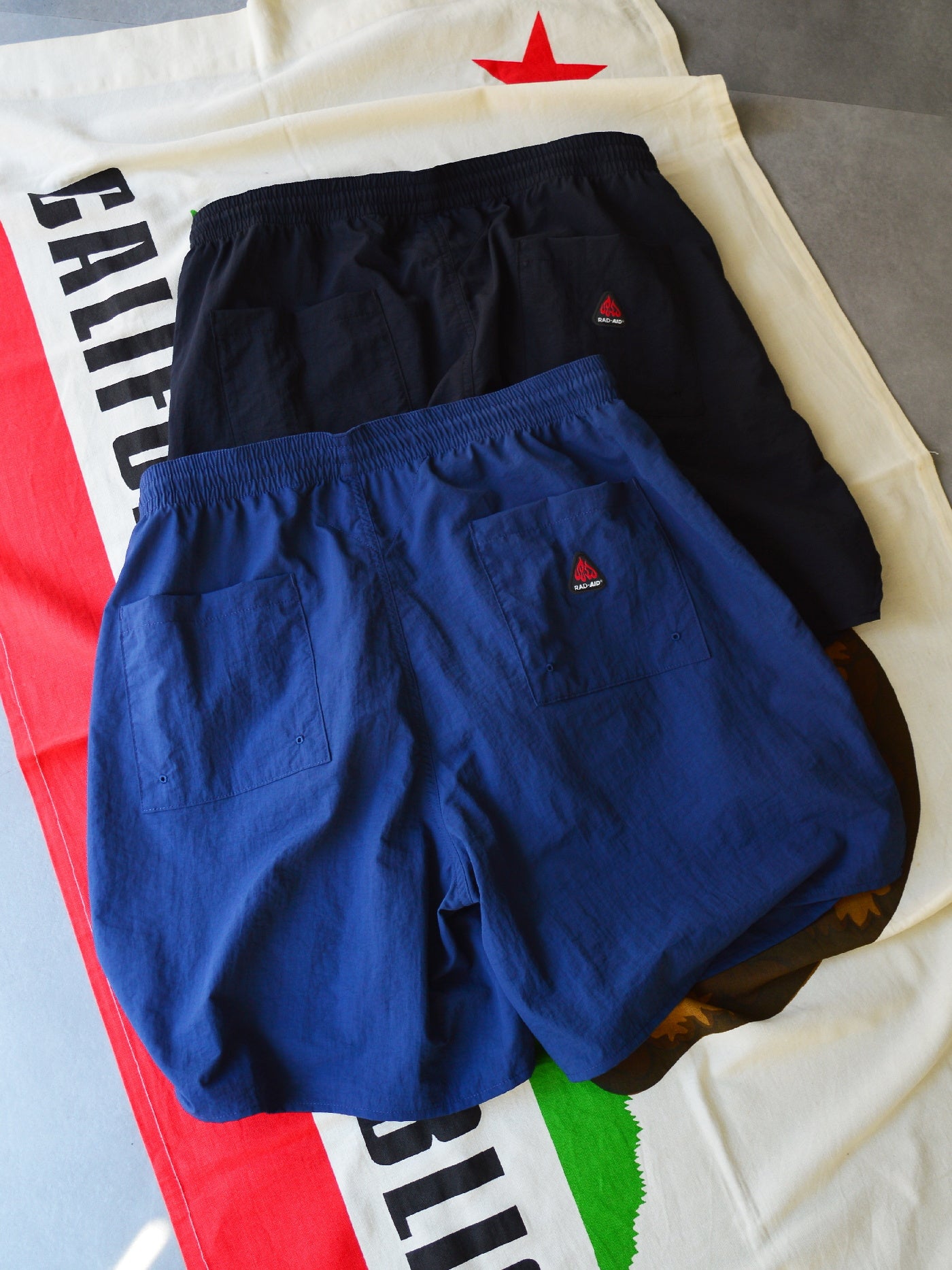 RADIALL | Lowlane - STRAIGHT FIT EASY SHORTS - Black