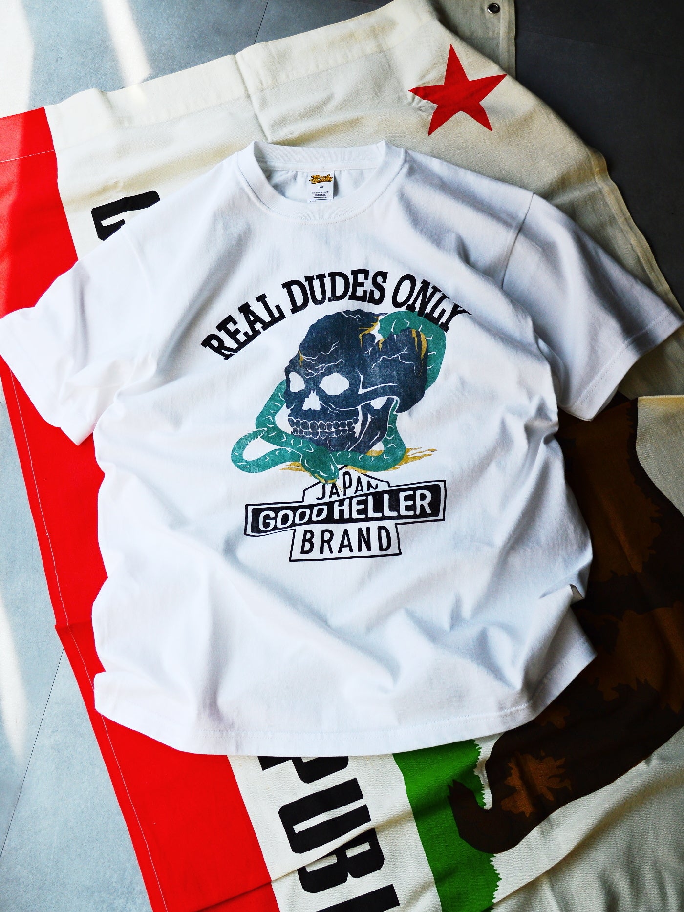 GOOD HELLER | SKULL&SNAKE AMERICAN LOGO T-SHIRT - White