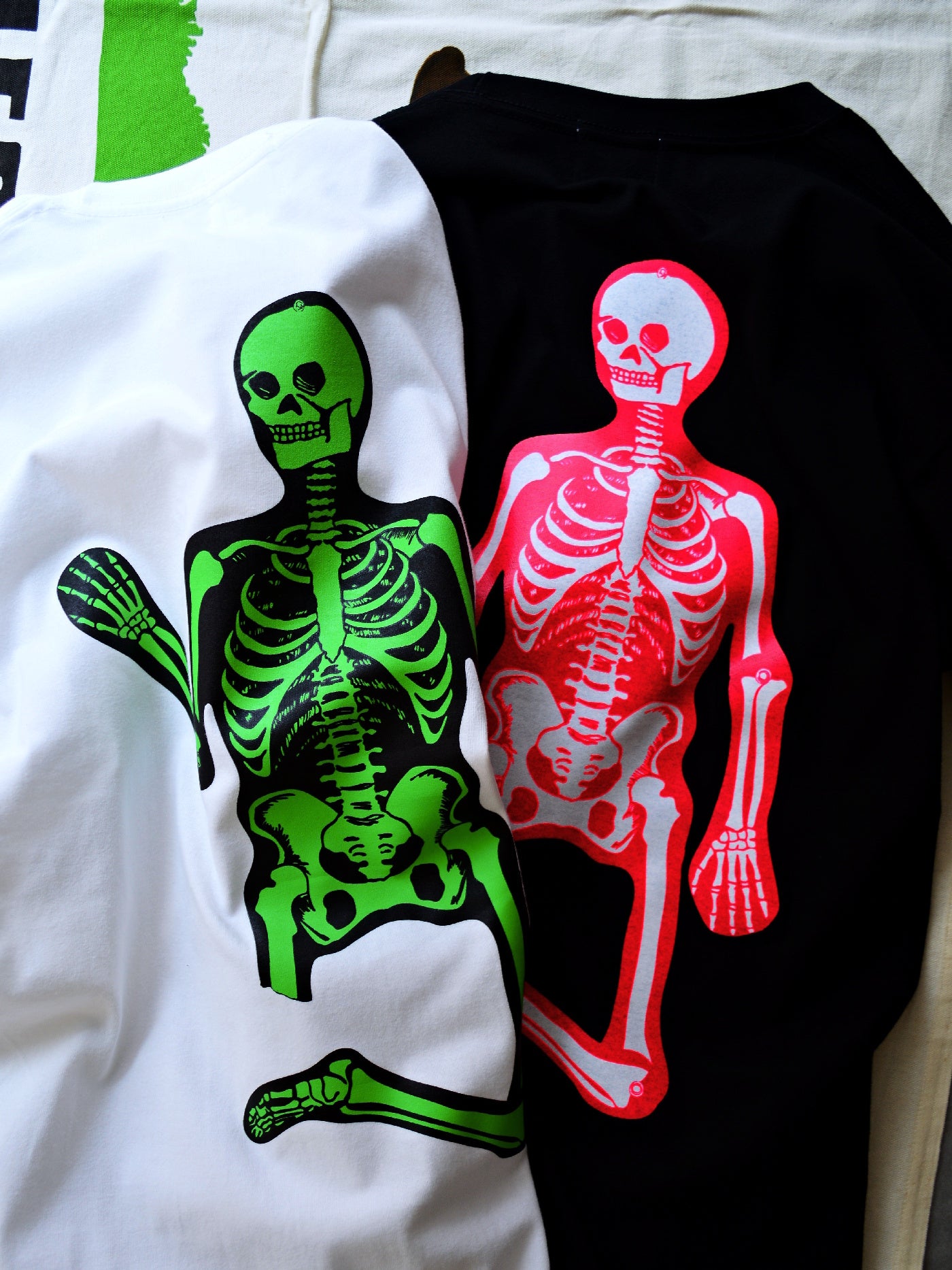 MAD MOUSE COMIC | BROKEN BONE CLUB TEE - Black
