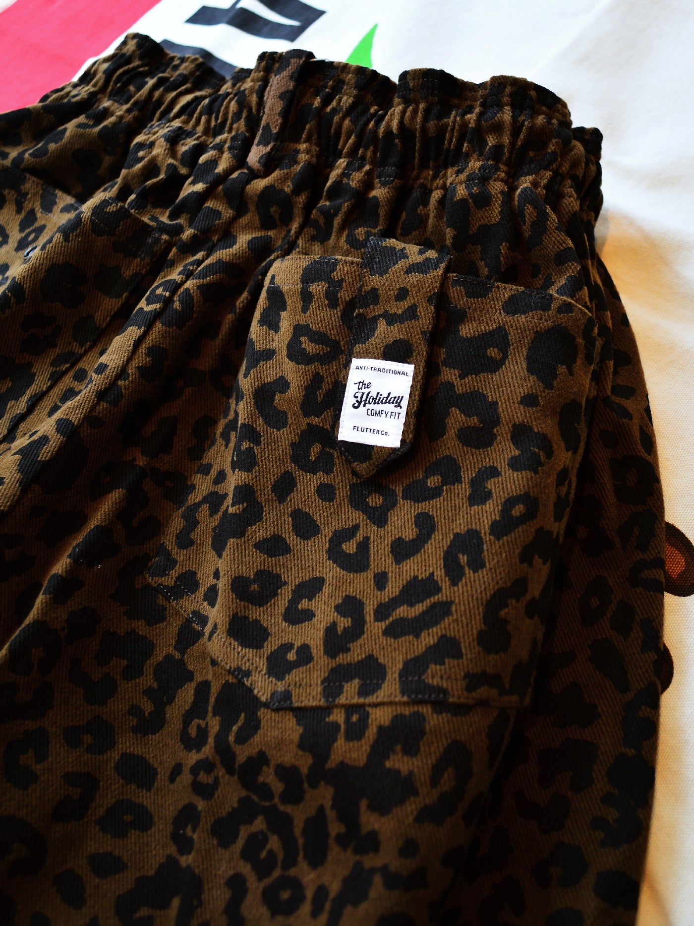 FLUTTER | The Holiday -Comfy fit- Cotton Twill Leopard Easy Short Pants - Brown