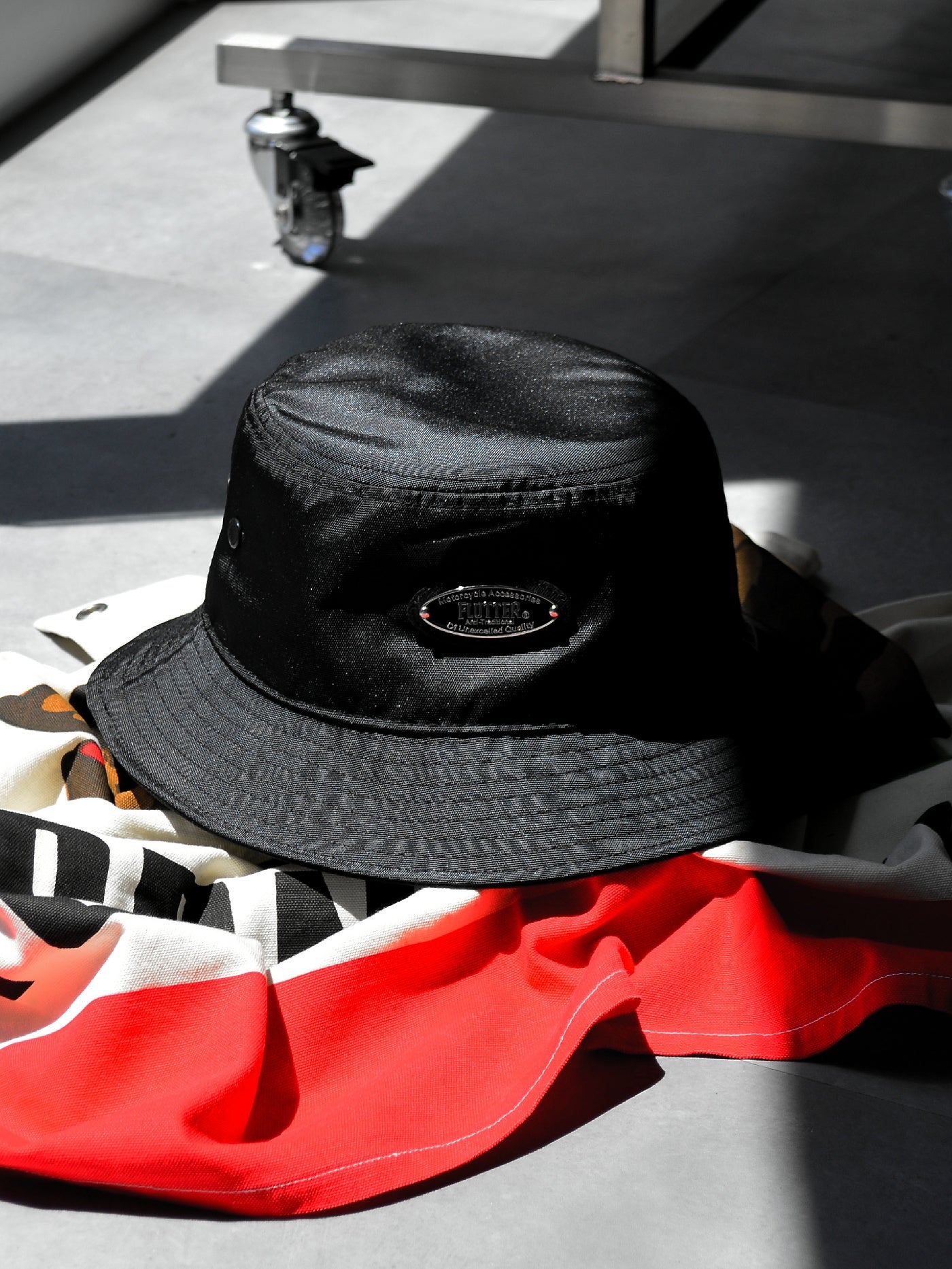 FLUTTER | PE Oxford Bucket Hat