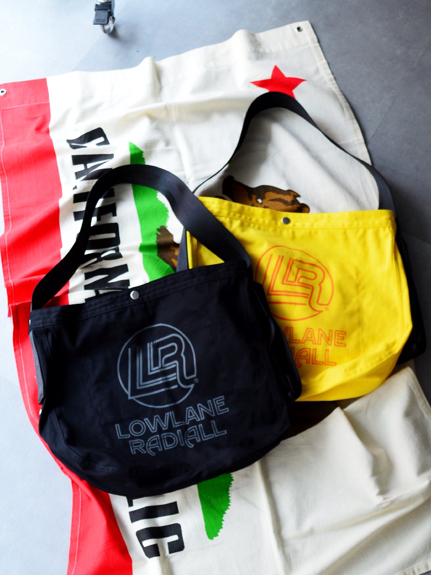RADIALL | Mess - NEWSPAPER BAG