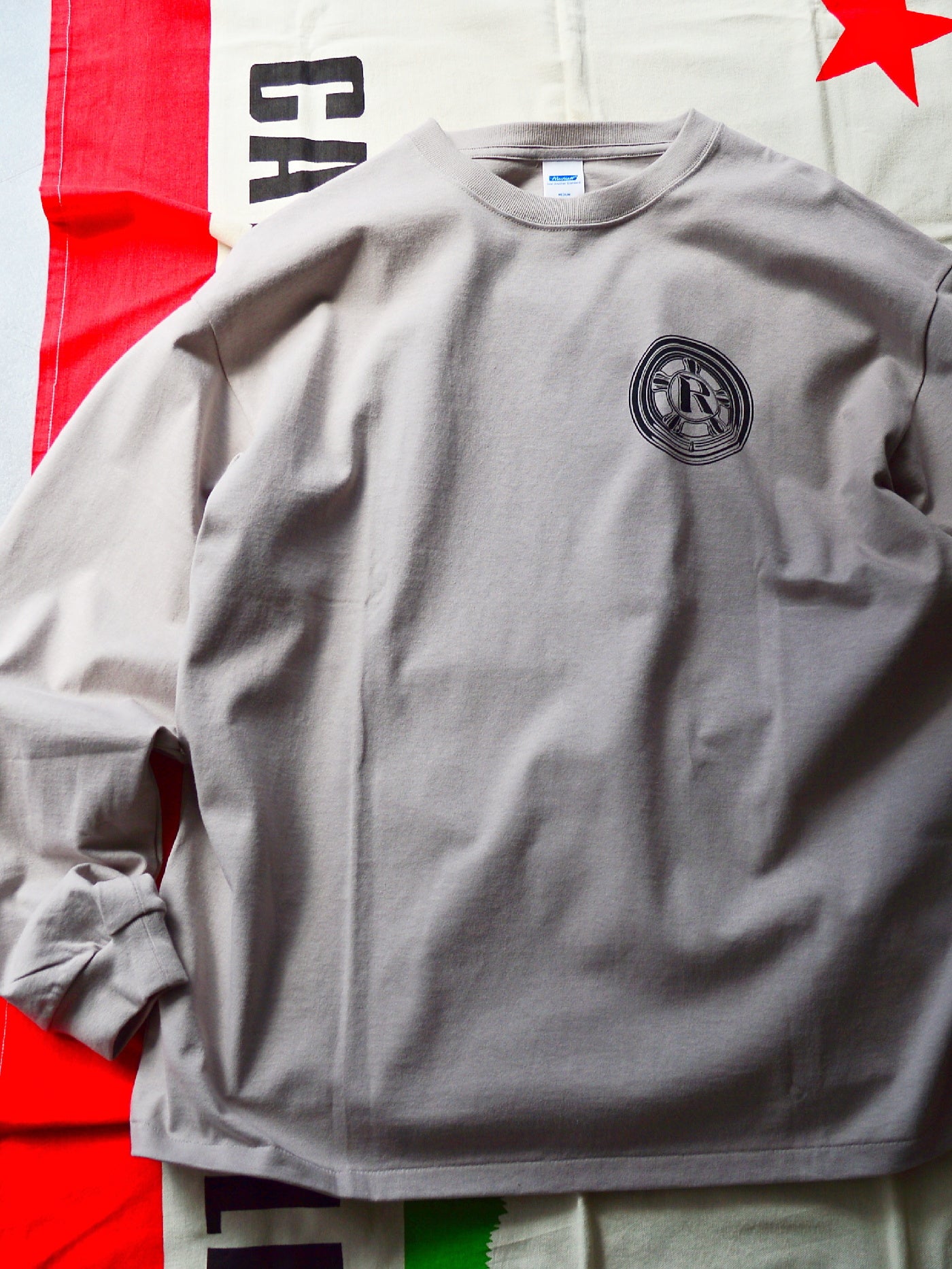 RADIALL | Choju Giga - CREW NECK T-SHIRT L/S - Taupe