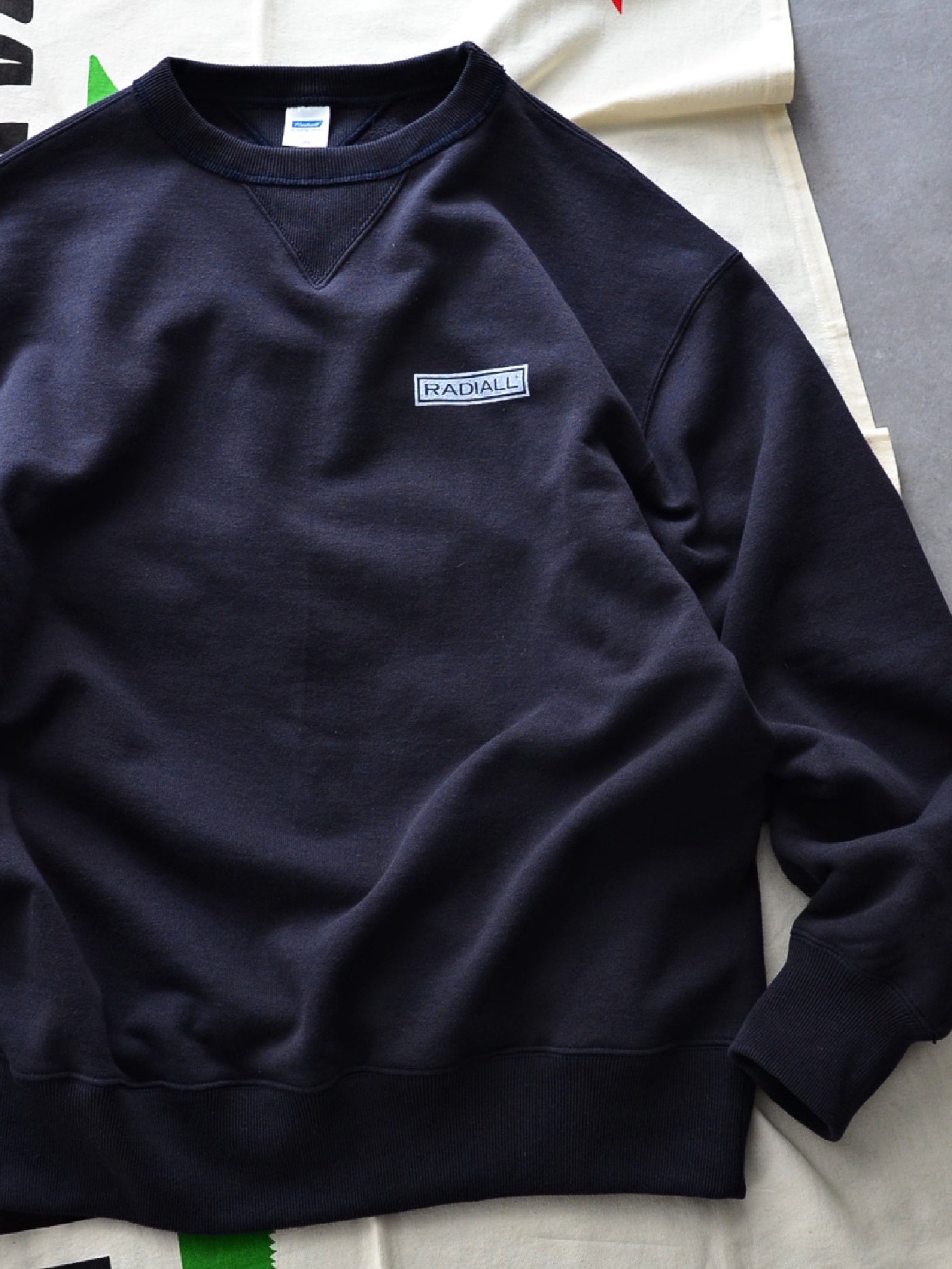 【10.25 (Sat) 12:00 Release】RADIALL | Boulevard - LOOPWHEEL CREW NECK SWEATSHIRT L/S - Ink Black