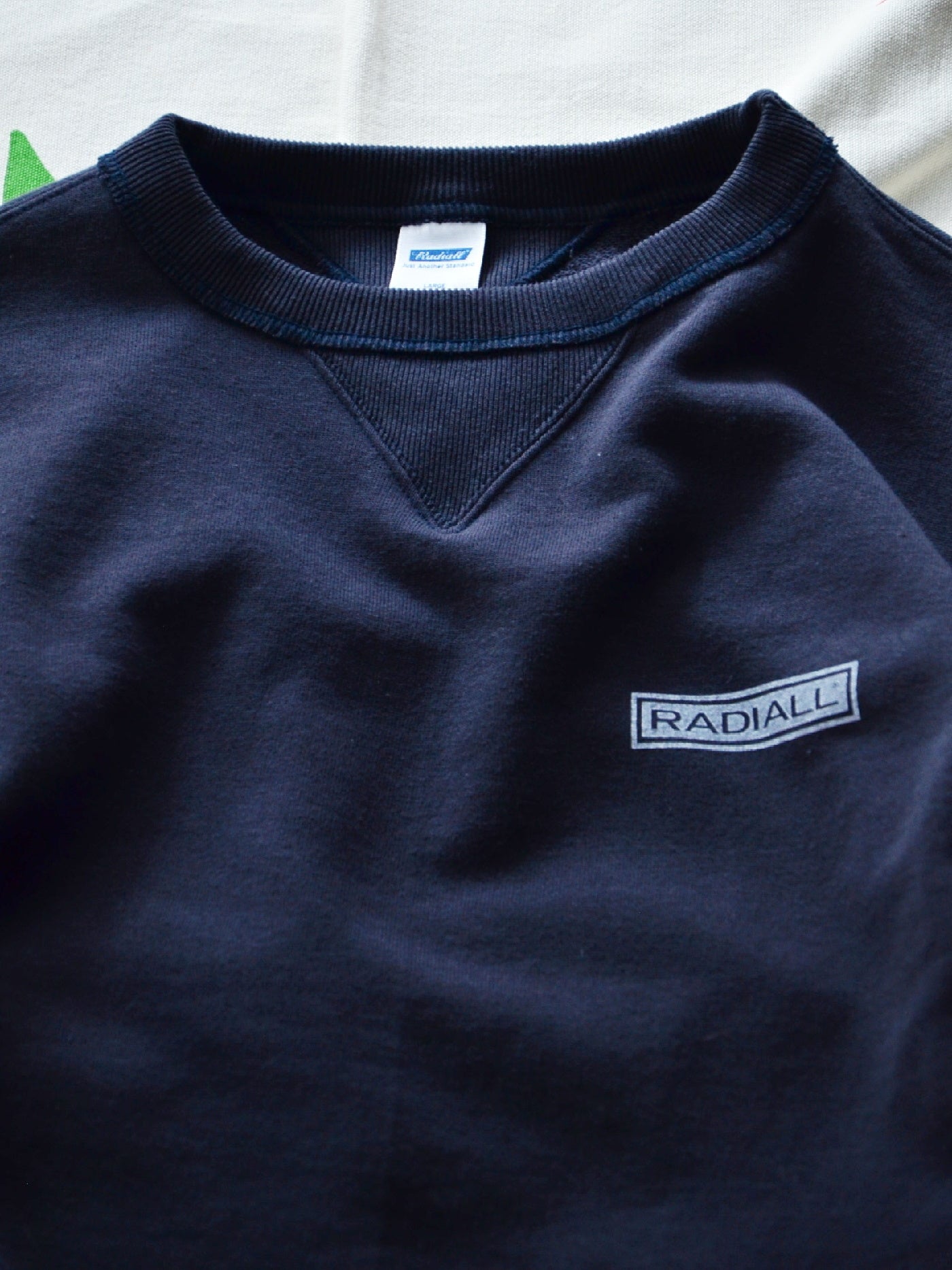 【10.25 (Sat) 12:00 Release】RADIALL | Boulevard - LOOPWHEEL CREW NECK SWEATSHIRT L/S - Ink Black