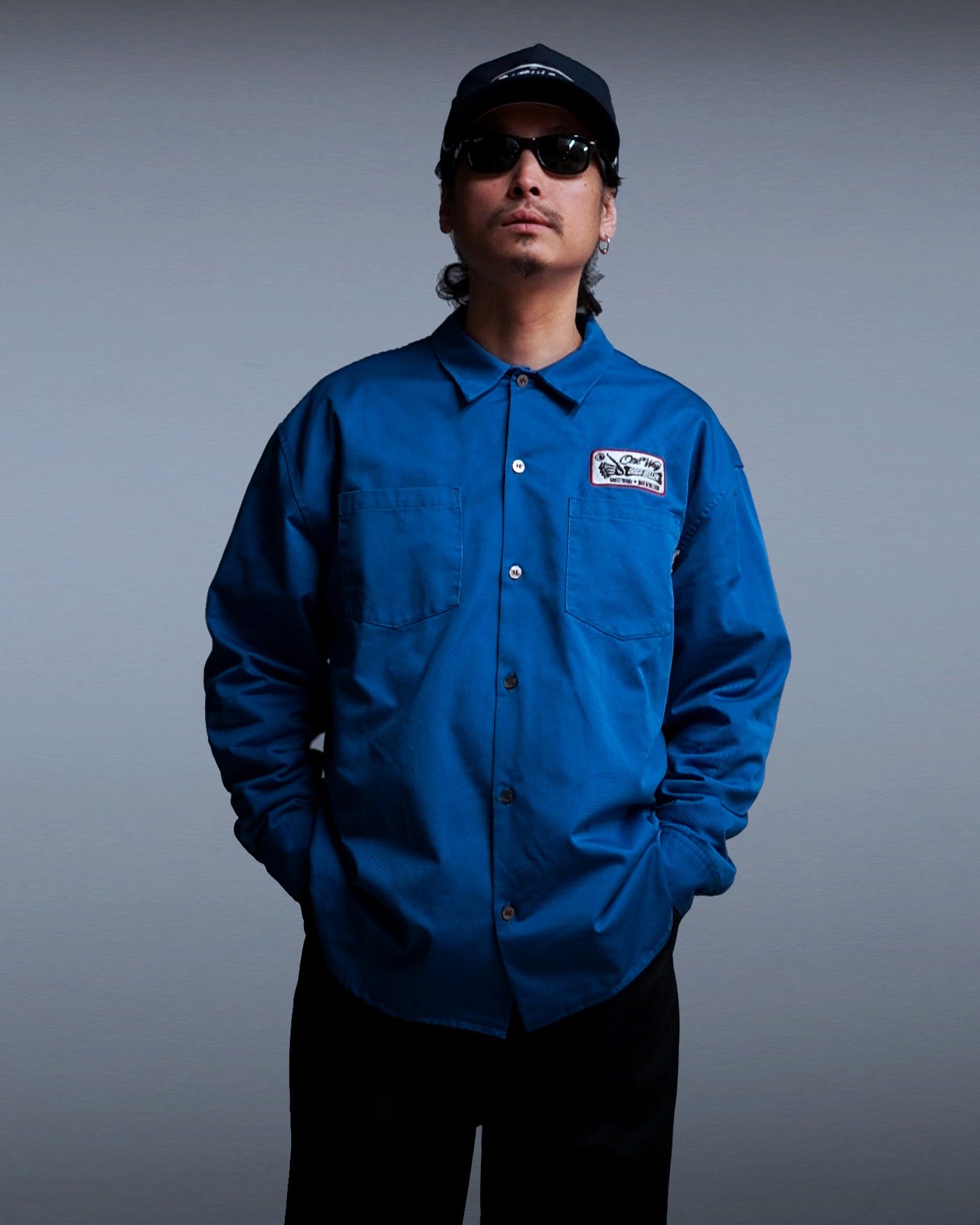 GOOD HELLER | ONE WAY WAPPEN & EMBROIDERY WORK L/S SHIRT - Blue