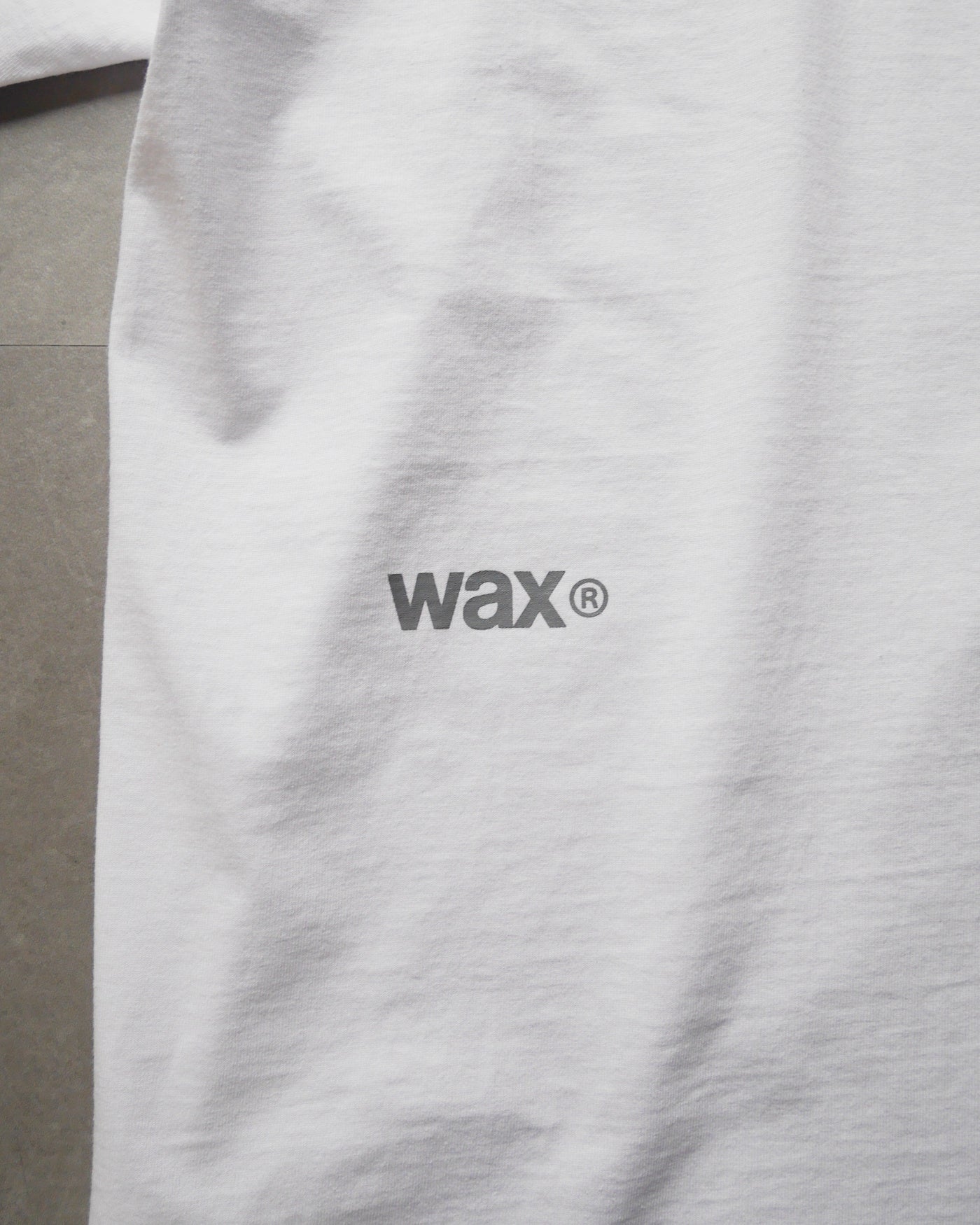 WAX | Yin-Yang MAX WEIGHT TEE - White