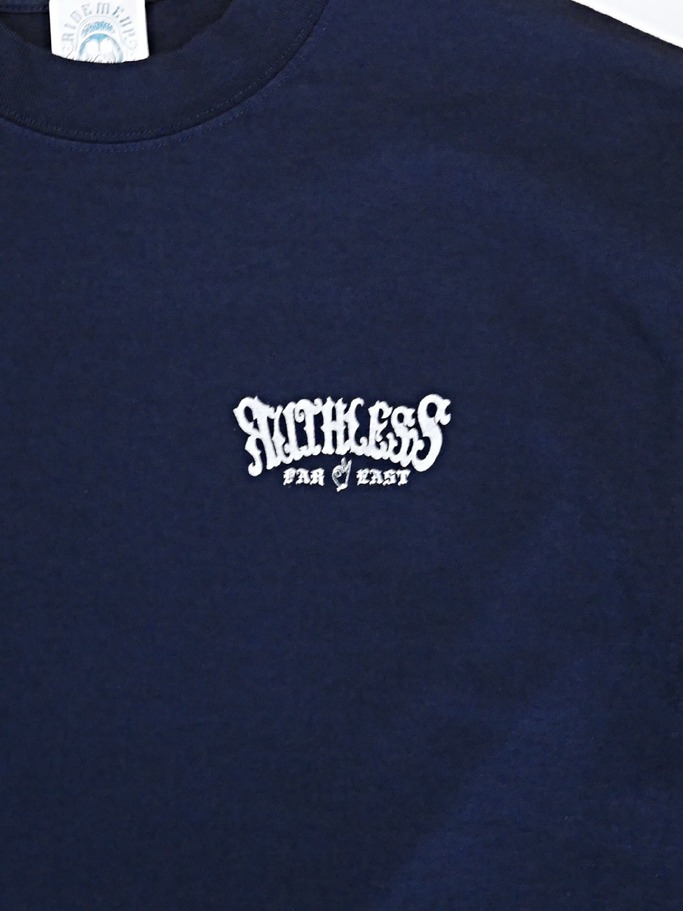 【8.21 (Thu) 12:00 Release】RUTHLESS | R-Plaque S/S TEE - Navy