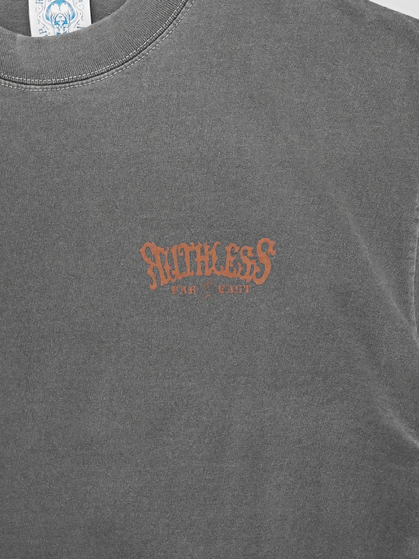 【8.21 (Thu) 12:00 Release】RUTHLESS | R-Plaque S/S TEE - Cement