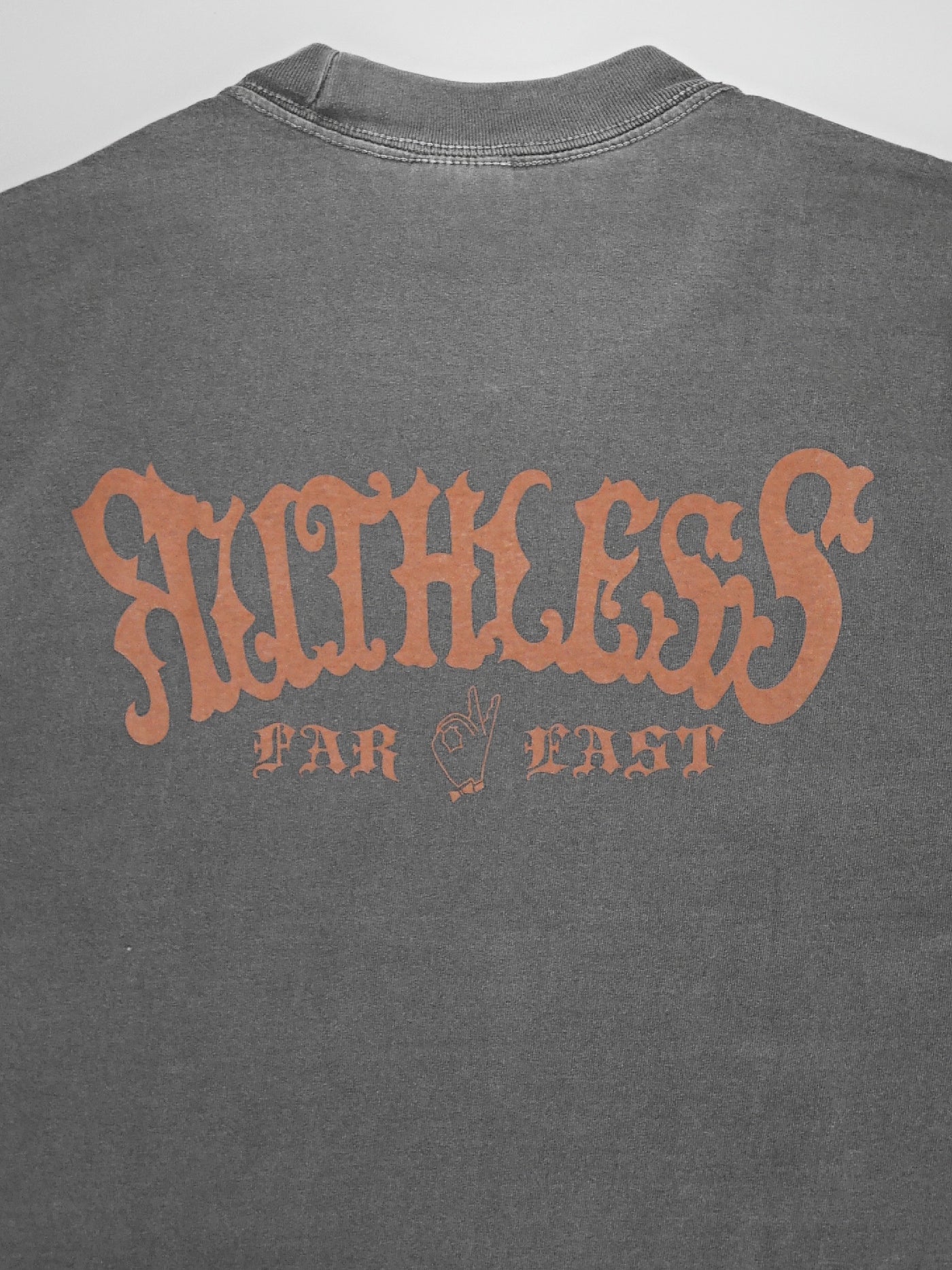 【8.21 (Thu) 12:00 Release】RUTHLESS | R-Plaque S/S TEE - Cement