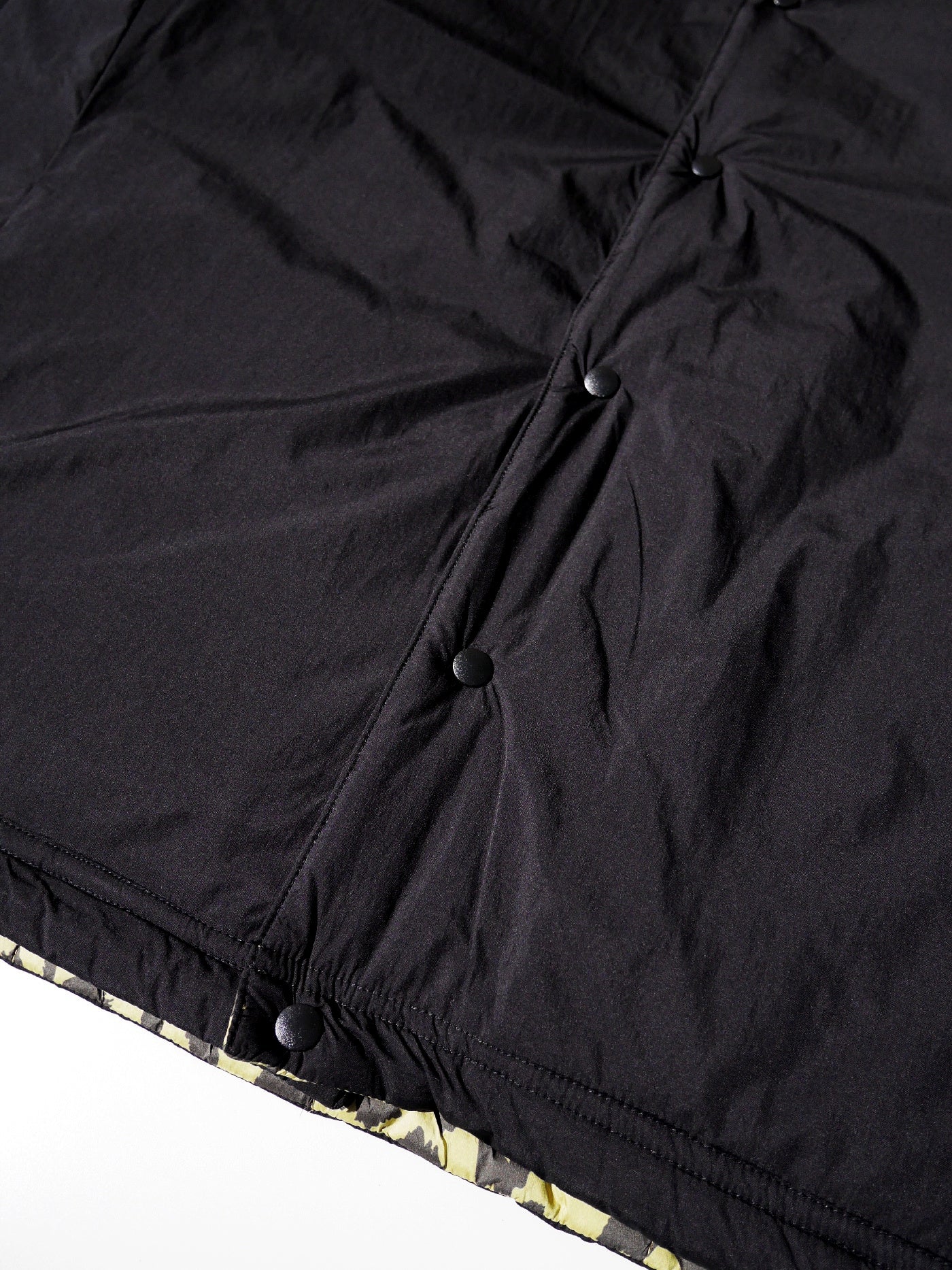 【10.12 (Sun) Release】WAX | Reversible Nylon Cardigan