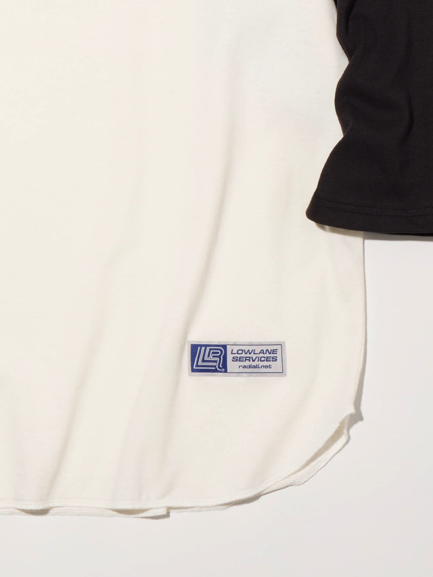 【8.23 (Sat) 12:00 Release】RADIALL | Oval - CREW NECK RAGLAN SHIRT 3Q/S - White