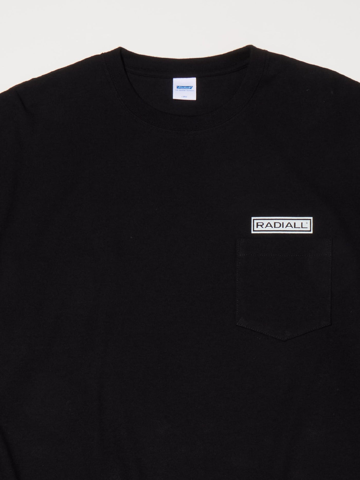 【8.23 (Sat) 12:00 Release】RADIALL | Wheels - CREW NECK T-SHIRT L/S - Black