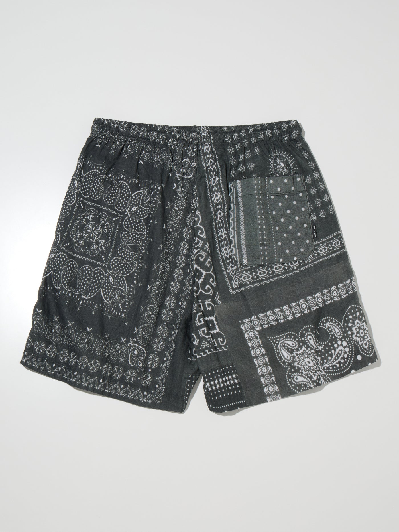 RADIALL | Muscle Shoals - STRAIGHT FIT EASY SHORTS - Shady Black