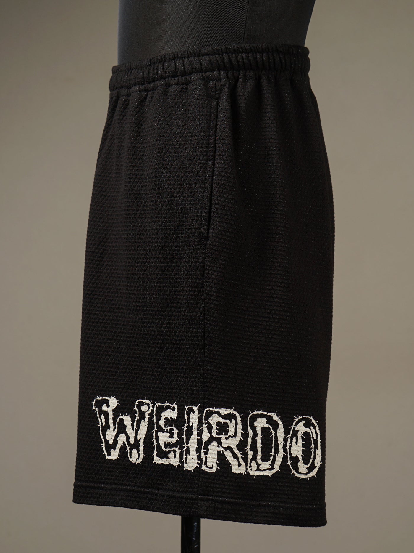 WEIRDO | MONSTERS - SHORTS / WRD5118 - Black