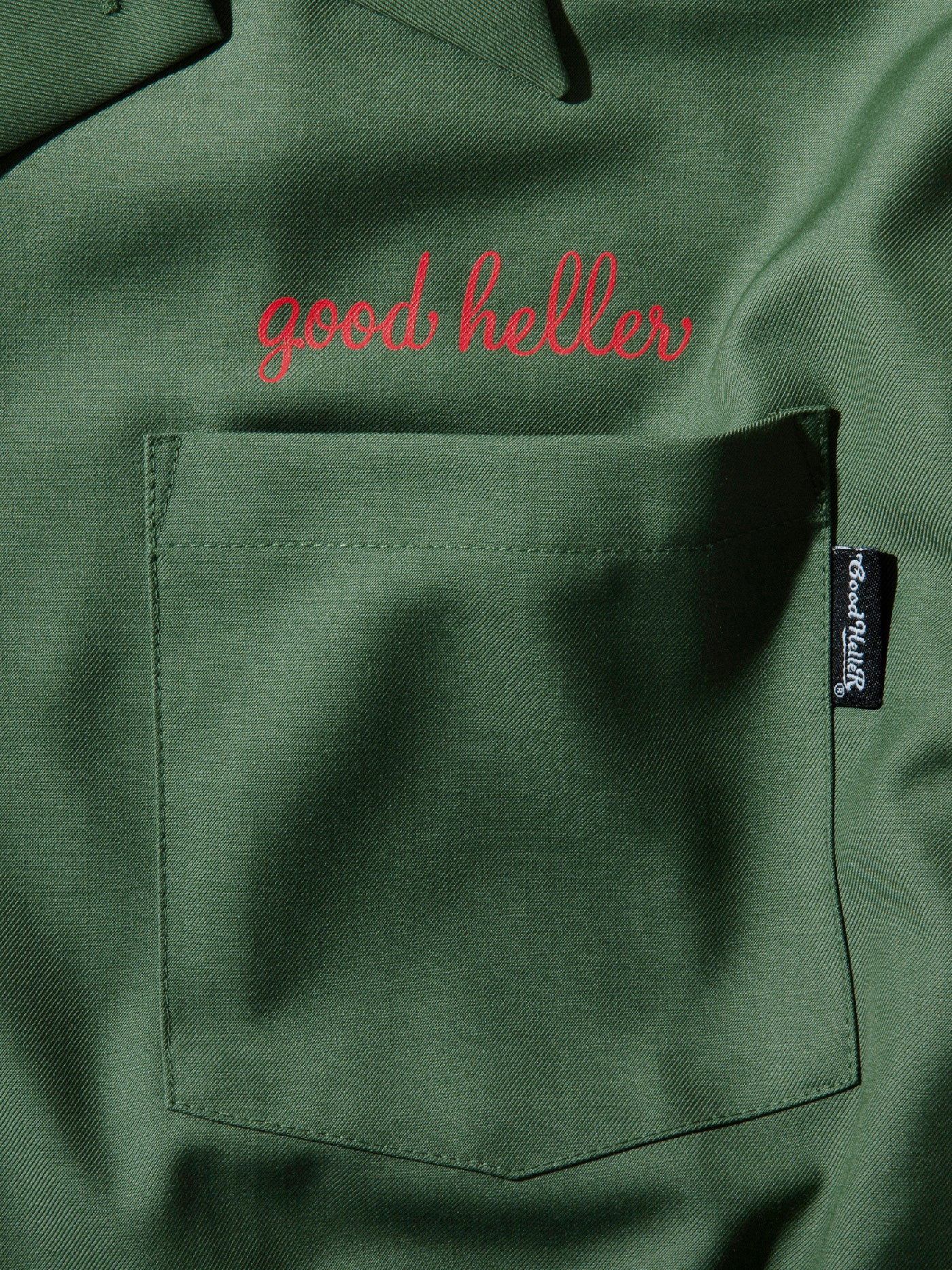 GOOD HELLER | OPEN COLLAR LETTERING S/S SHIRT - Green