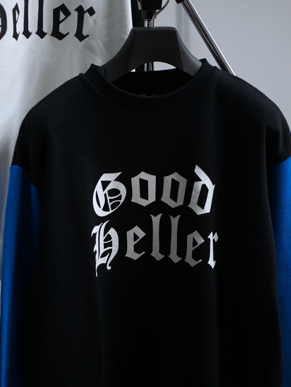 GOOD HELLER | TWO TONE CREW NECK SWEAT - Blue/Black