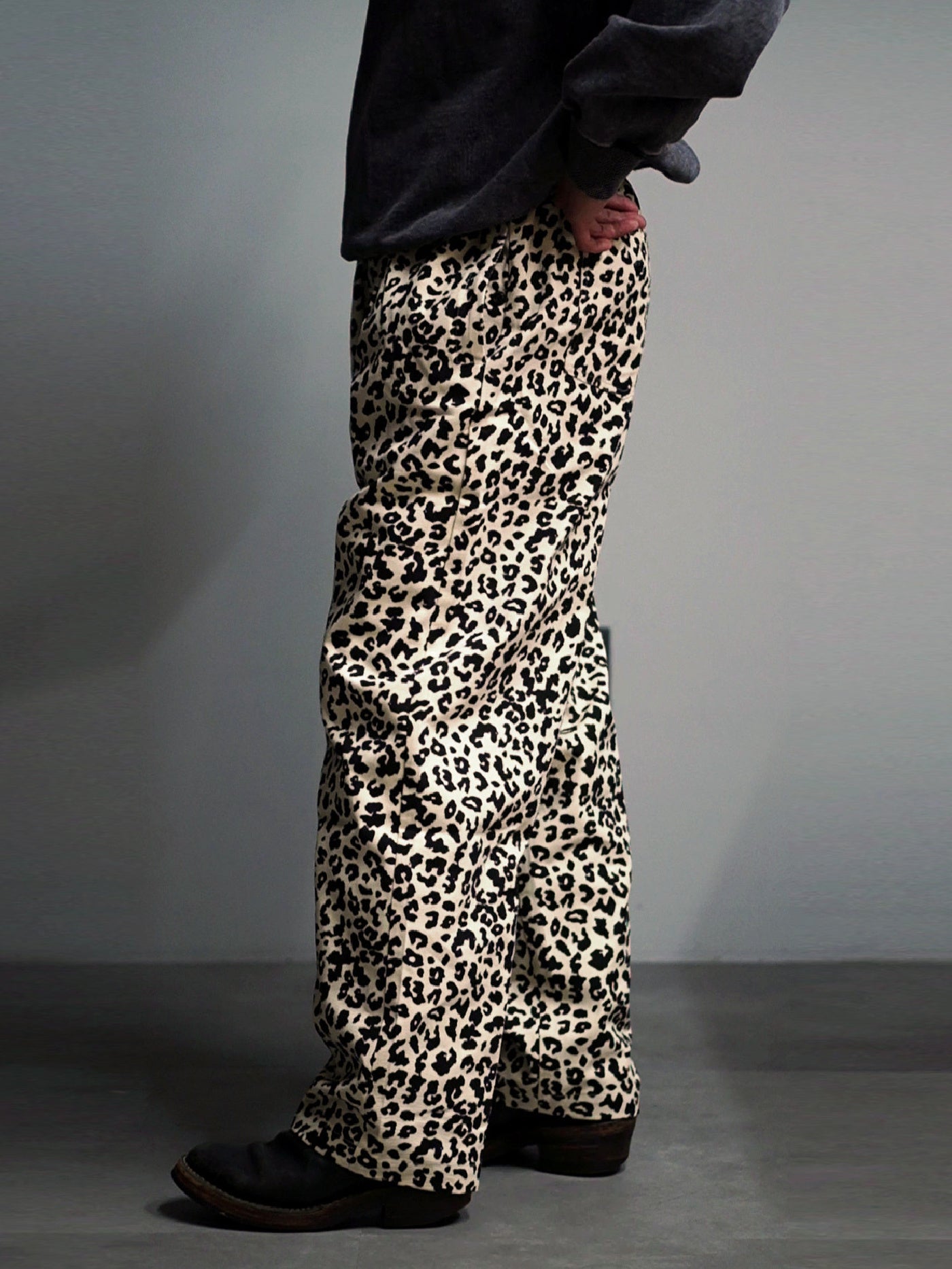 【11.23 (Sun) 12:00 Release】FLUTTER | Leopard Easy Pants - Ivory