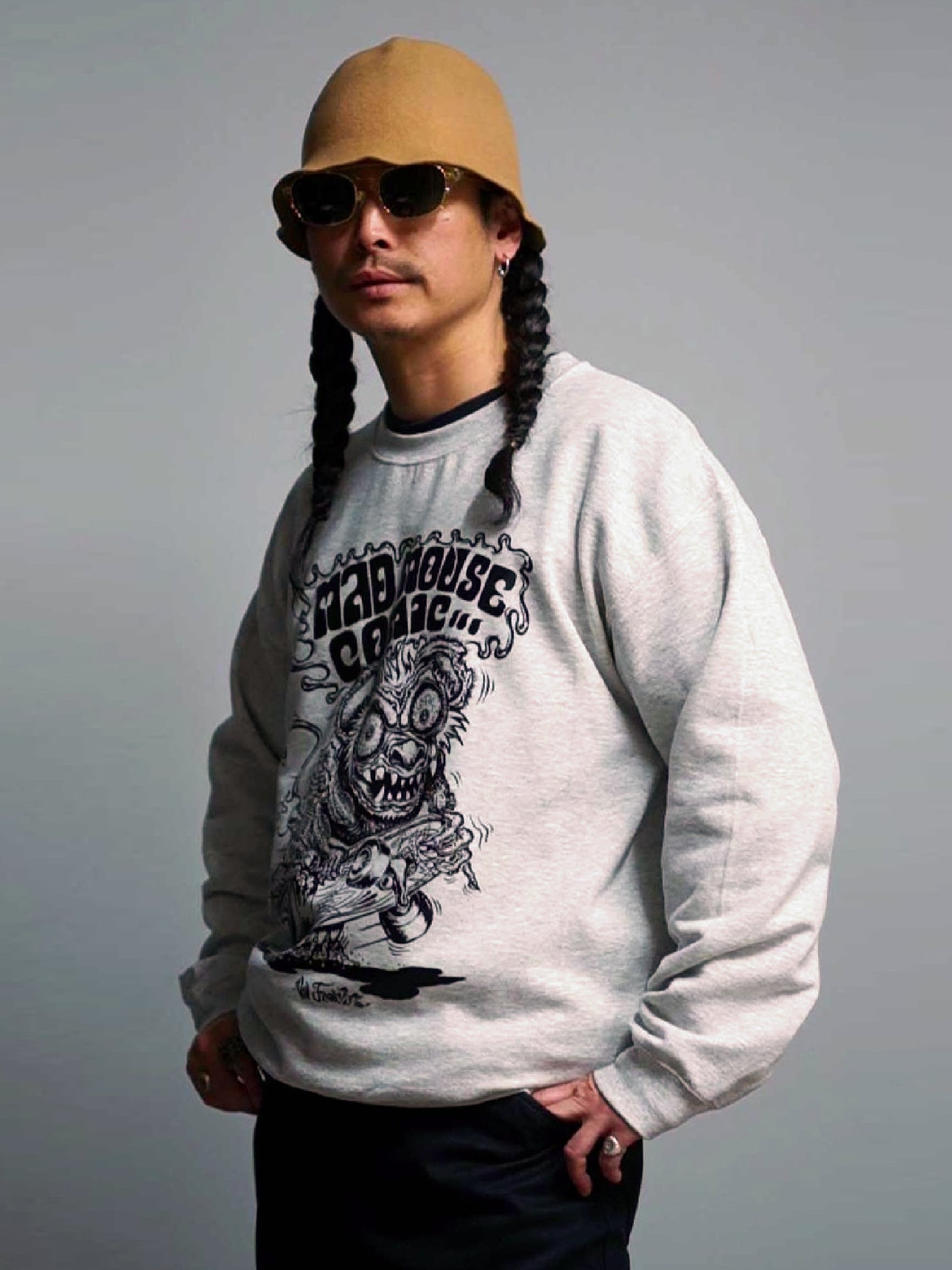 MAD MOUSE COMIC | Von Franco Sweat - Ash Gray – TRUMPS