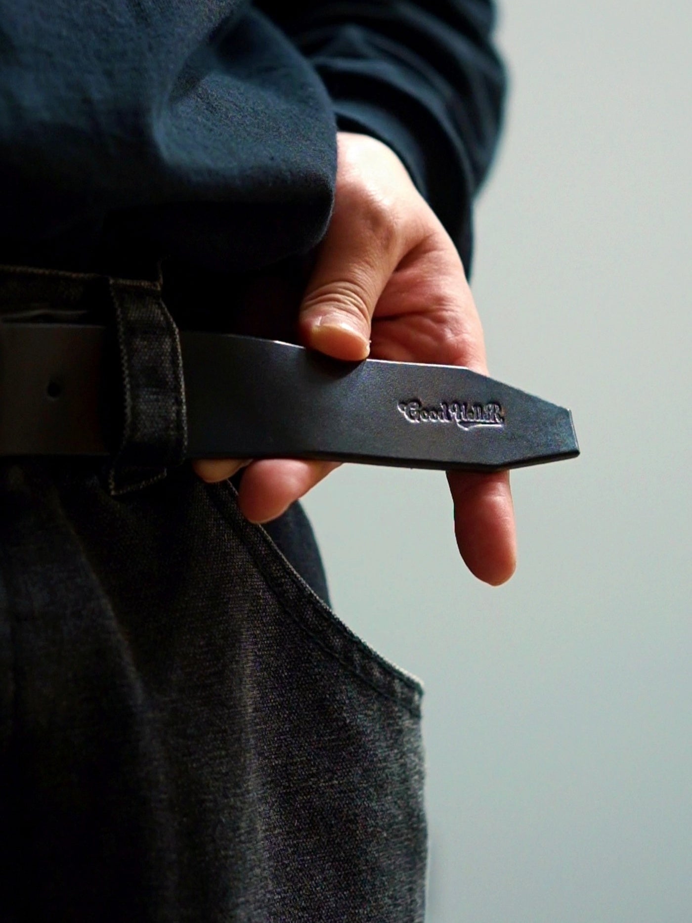 GOOD HELLER | SQUARE BUCKLE LEATHER BELT