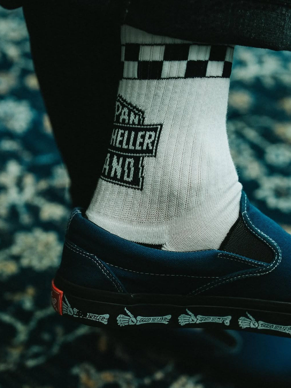 GOOD HELLER | JP GH LOGO SEMI MIDDLE SOCKS