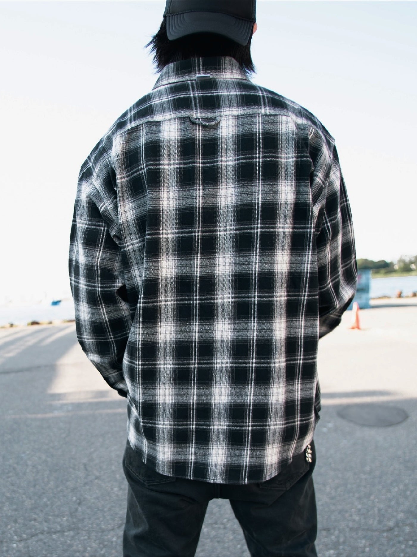 【11.16 (Sat) 12:00 Release】FLUTTER | Regular Collar Check Shirt - Black