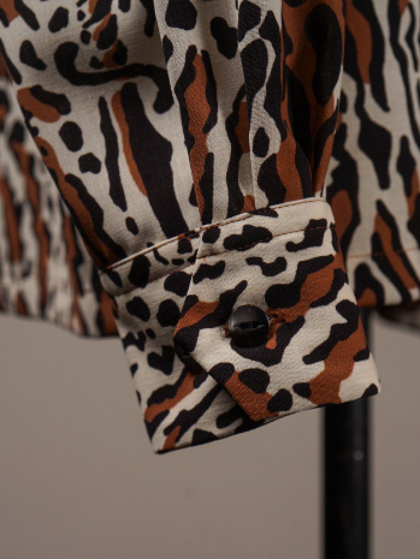 GANGSTERVILLE | LEOPARD DAGGER - L/S SHIRTS / GSV6108 - Ivory