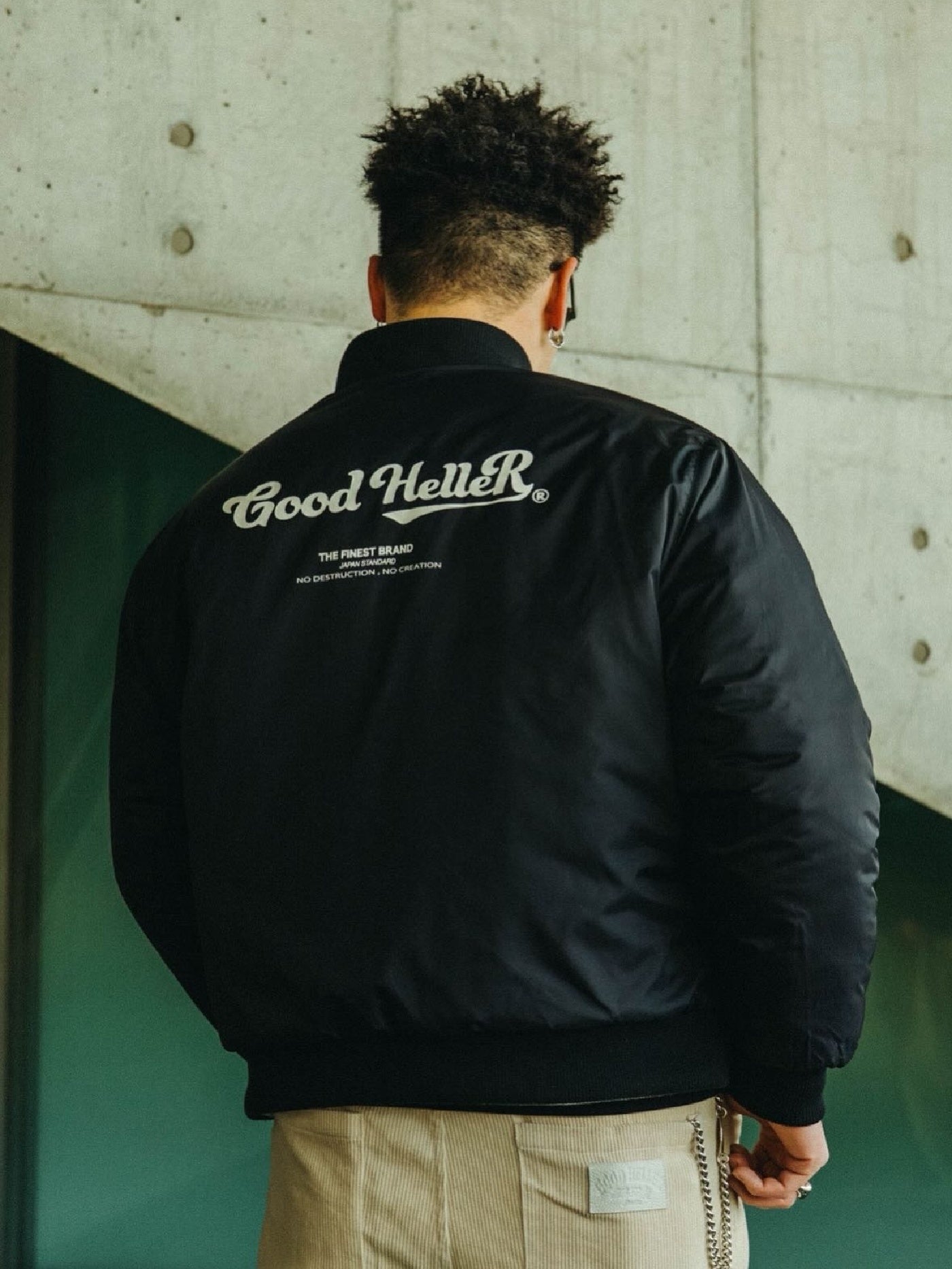 GOOD HELLER | REVERSIBLE QUILTING JACKET - White/Black