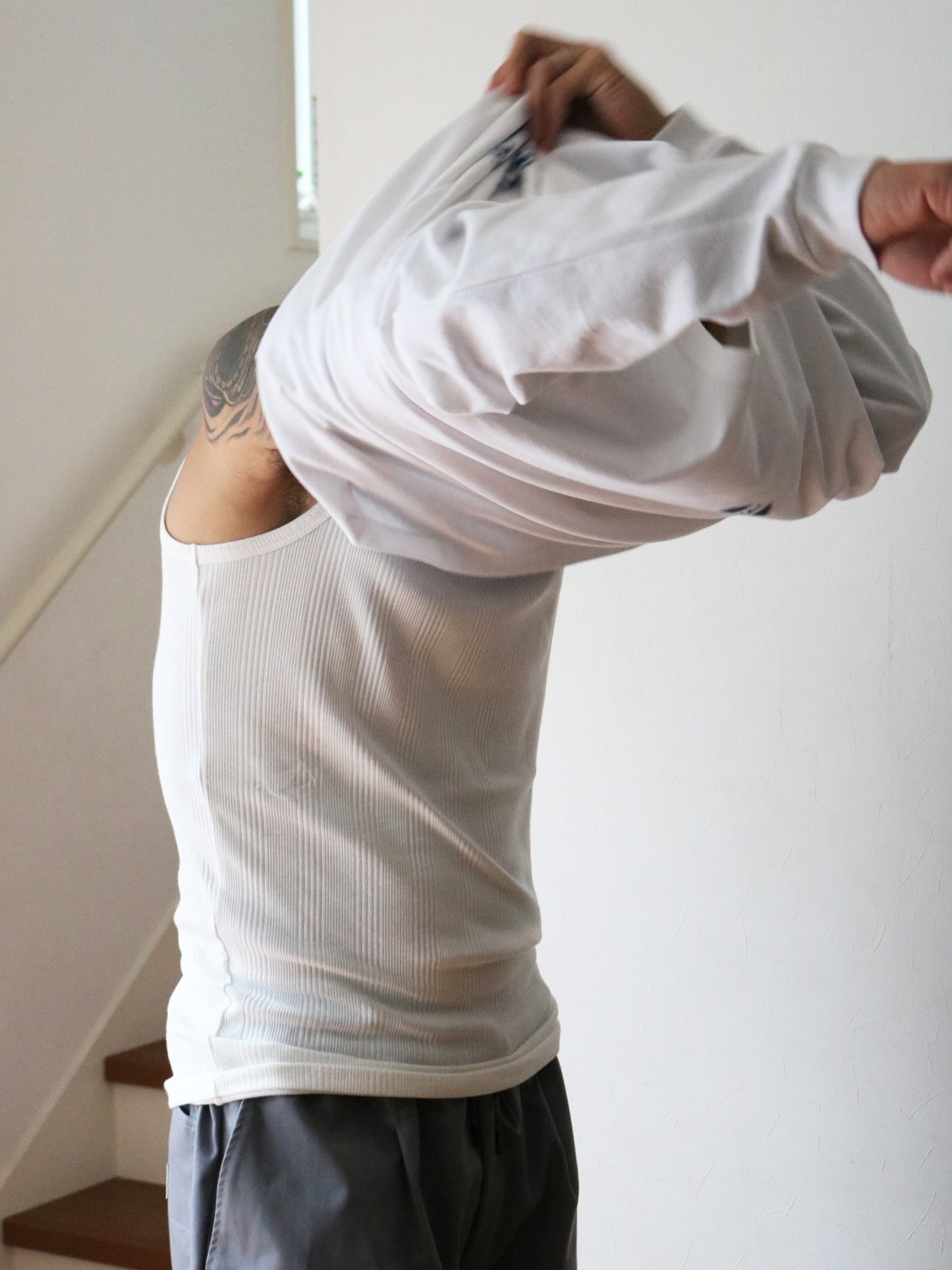 【1.31 (Sat) 12:00 Release】RADIALL | Road Charm - CREW NECK T-SHIRT L/S - White