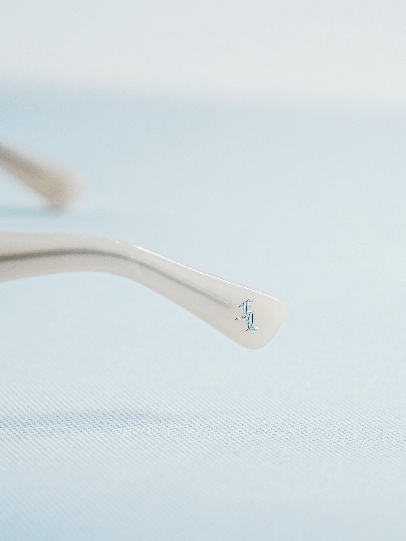 FLUTTER | Acetate Narrow Oval Glasses
