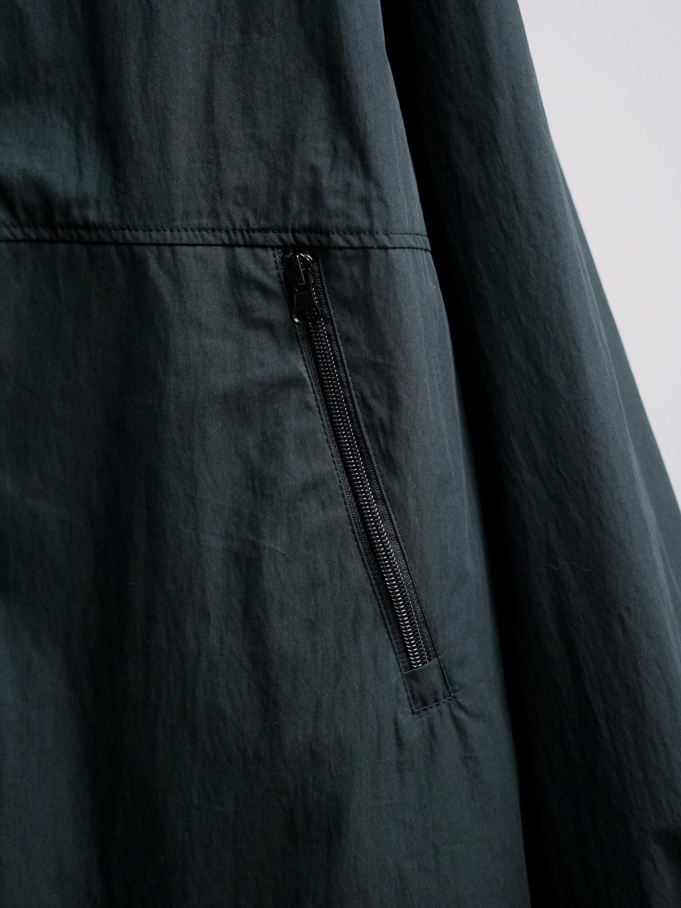 【2.22 (Sun) 12:00 Release】PORKCHOP | BAR&SHIELD TRACK JKT - Black