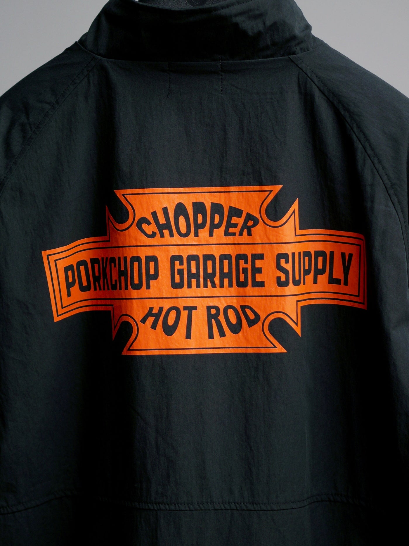 【2.22 (Sun) 12:00 Release】PORKCHOP | BAR&SHIELD TRACK JKT - Black