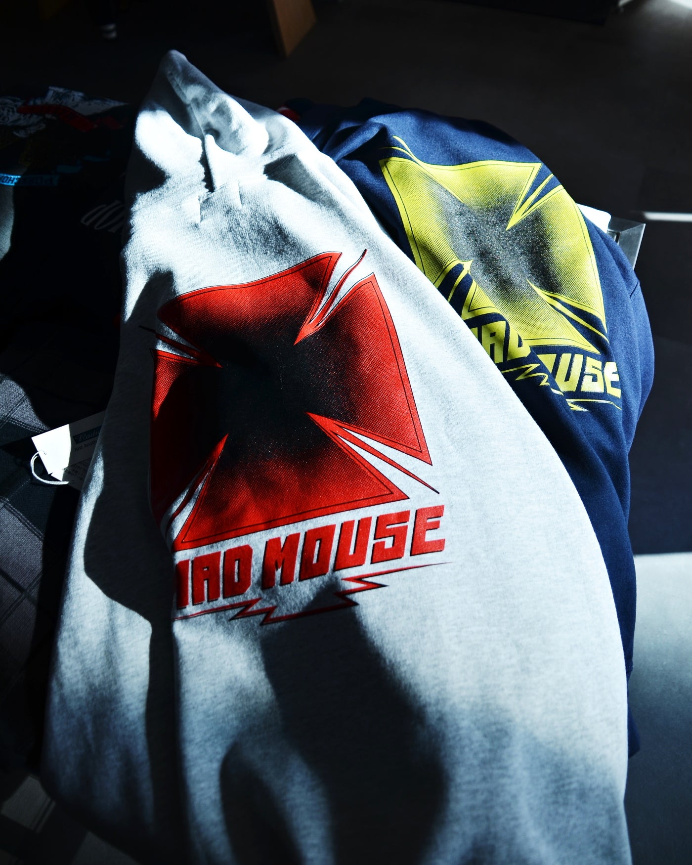 MAD MOUSE COMIC | TH HOODIE - Ash Gray