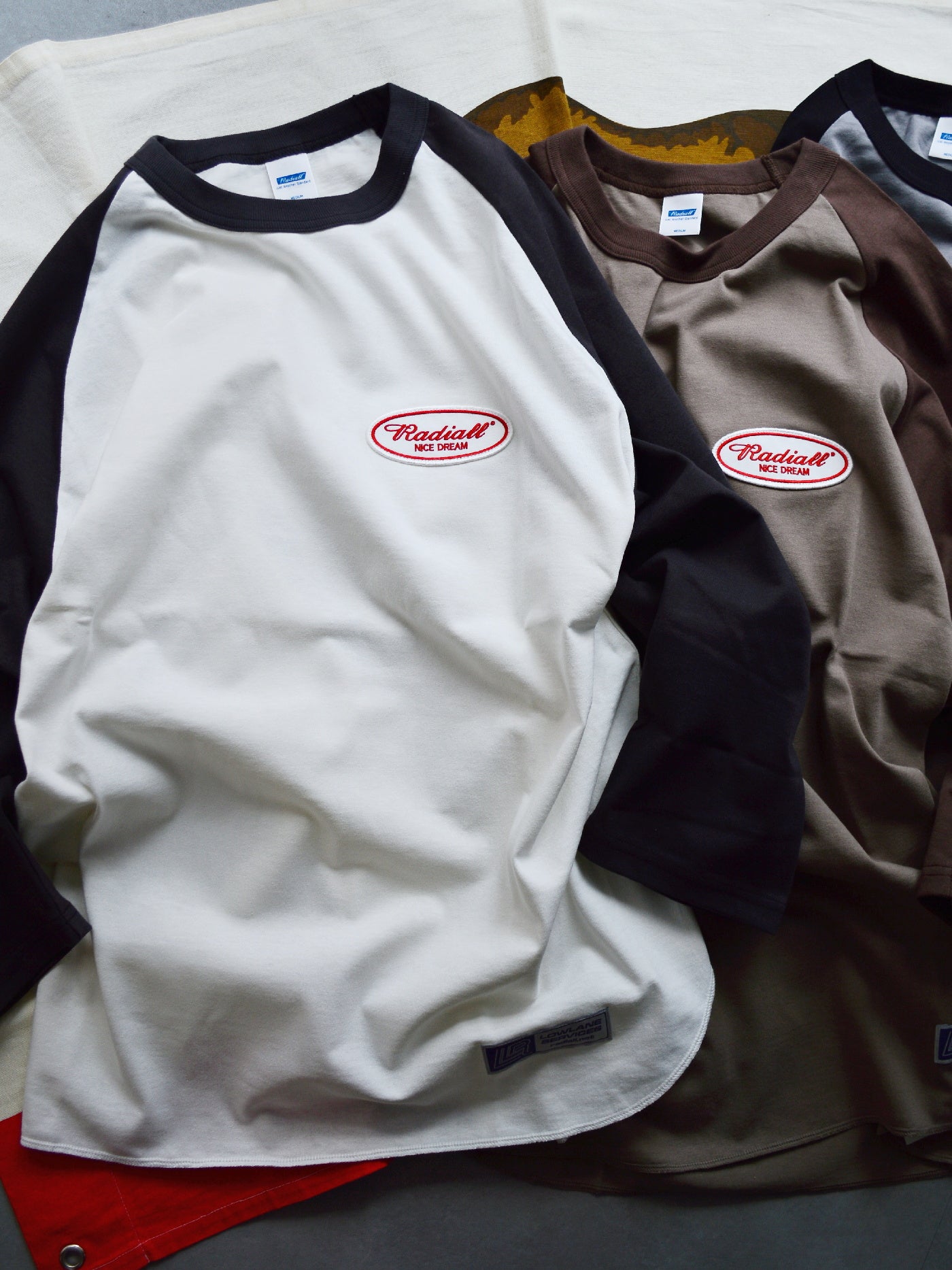 RADIALL | Oval - CREW NECK RAGLAN SHIRT 3Q/S - Brown